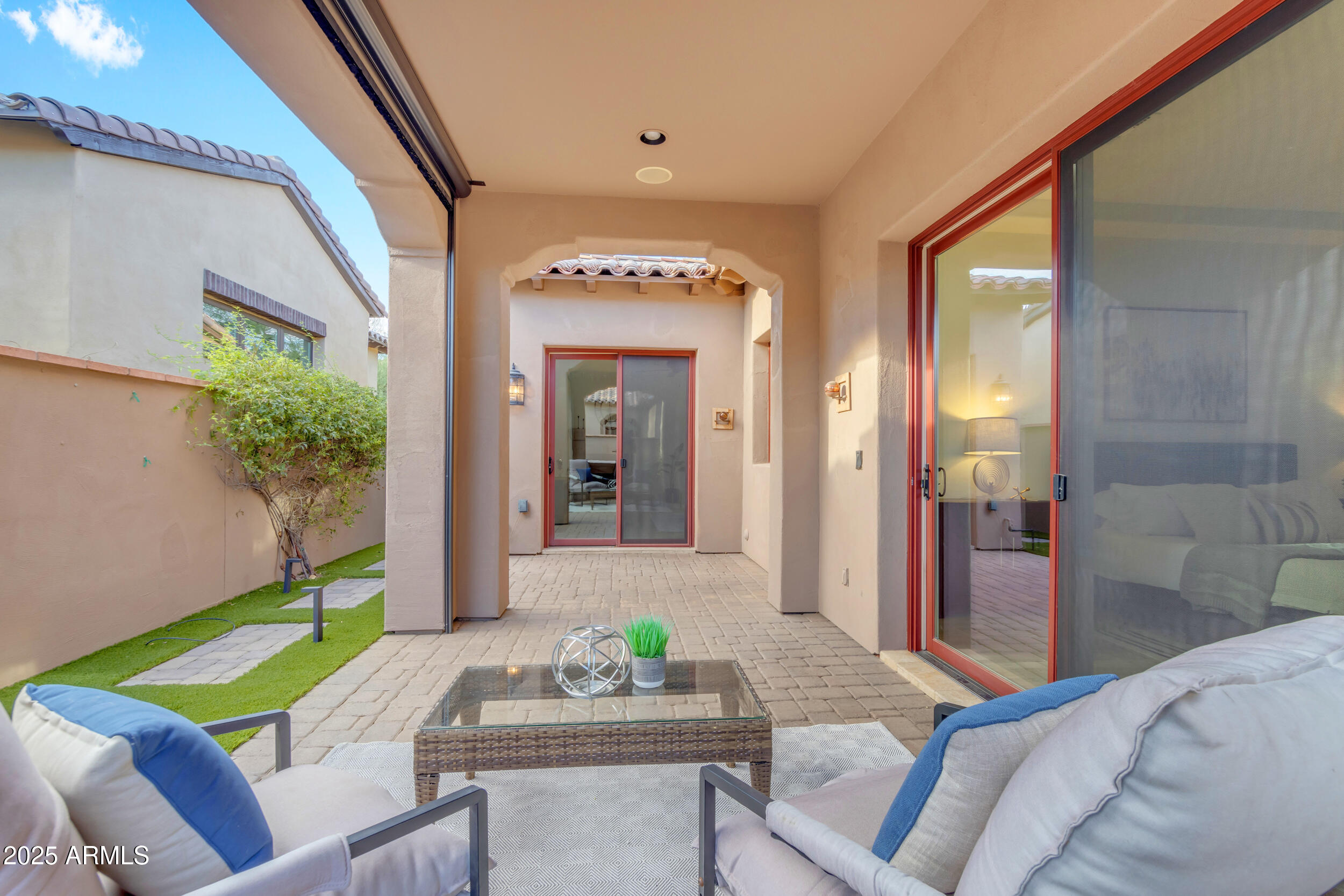 3248 S GOLDEN BARREL Court