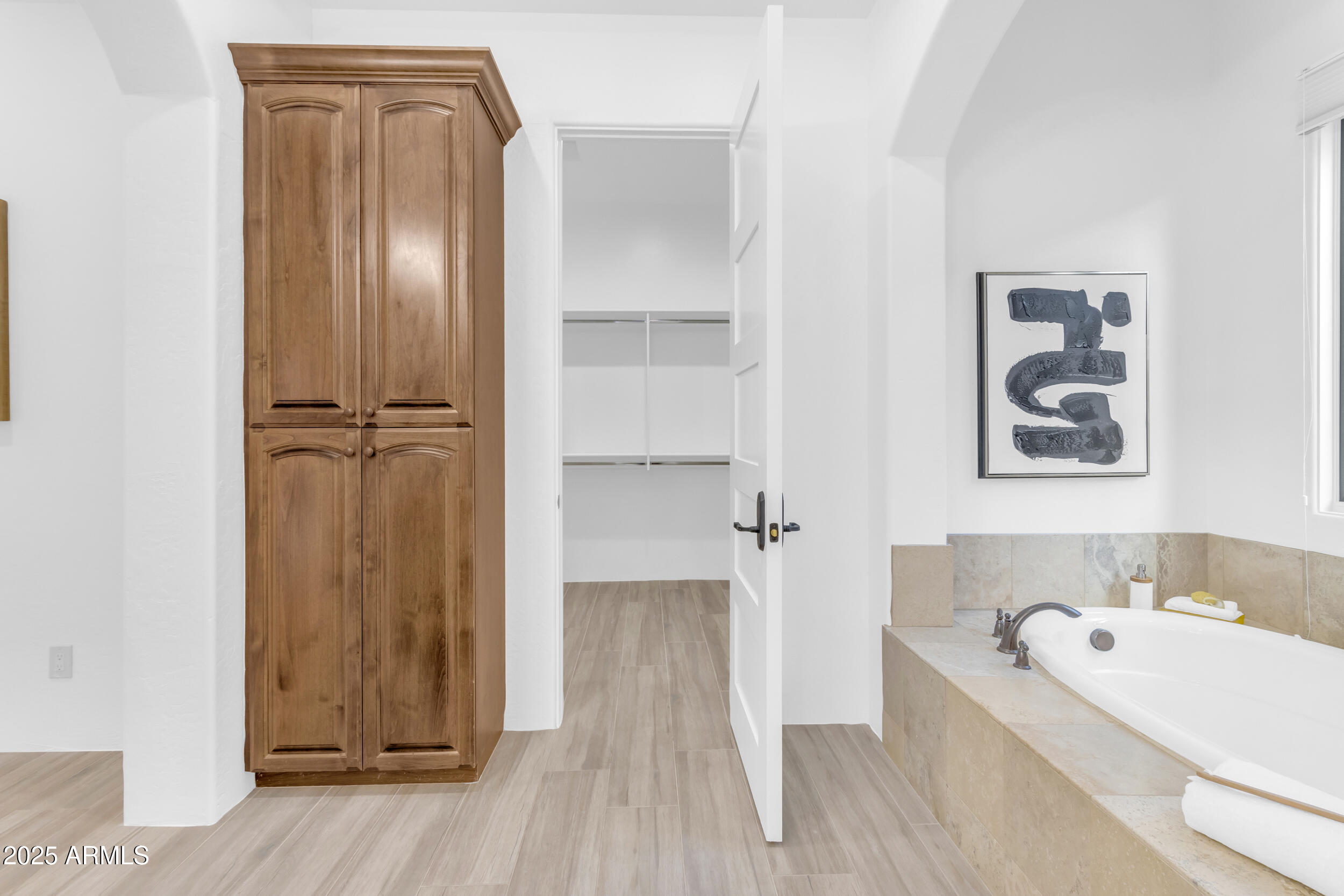 3248 S GOLDEN BARREL Court