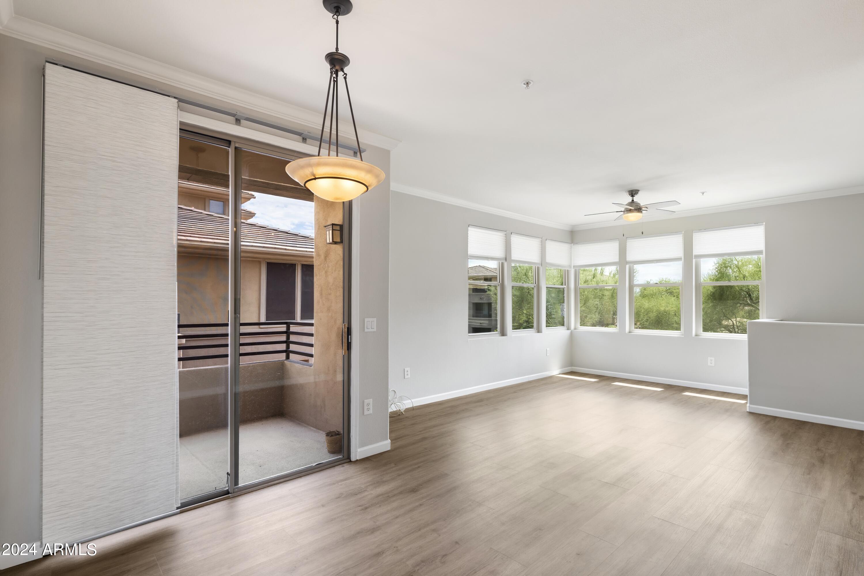 19777 N 76TH Street, 2216