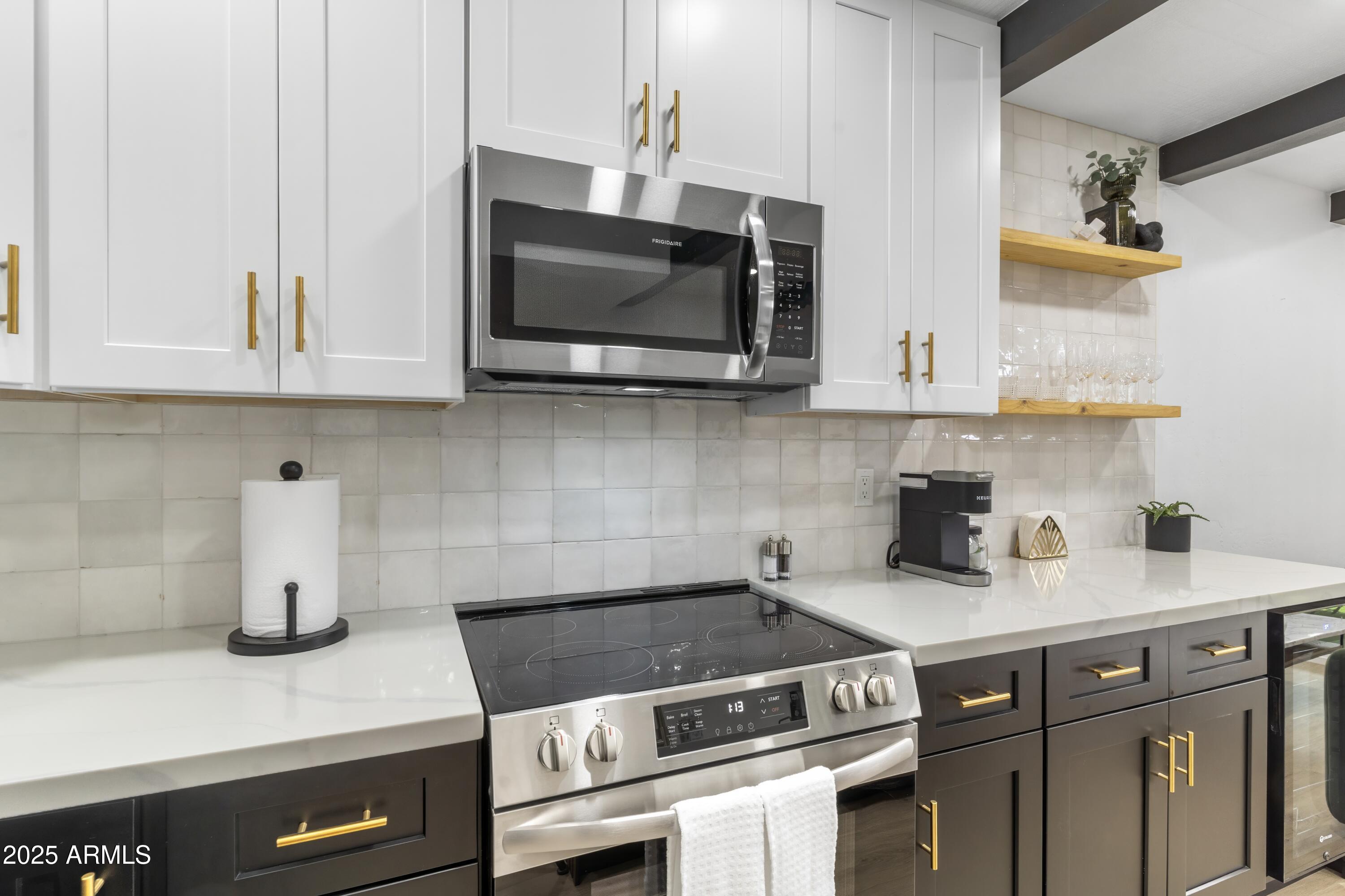 3002 N 32ND Street, 8