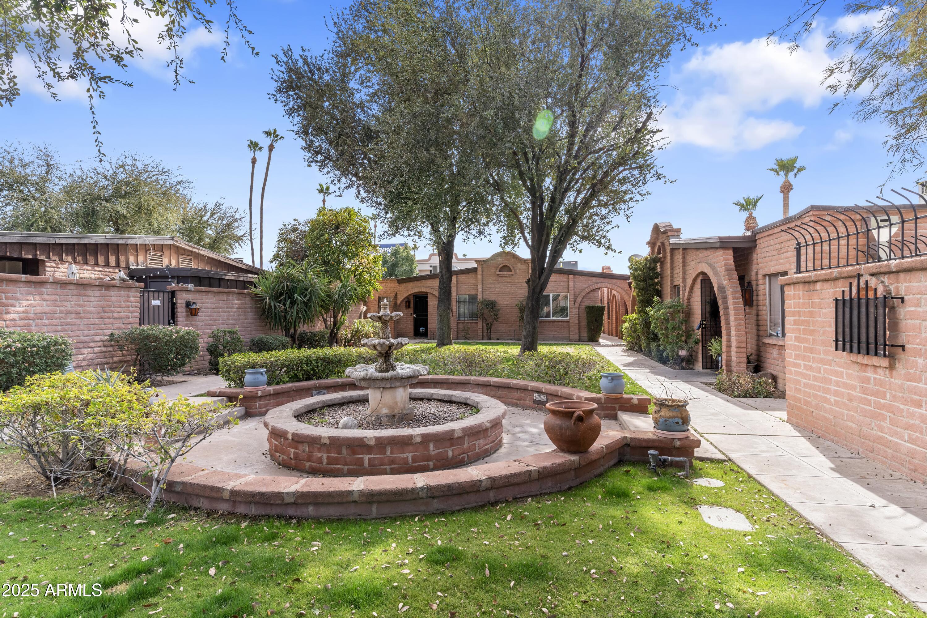 3002 N 32ND Street, 8