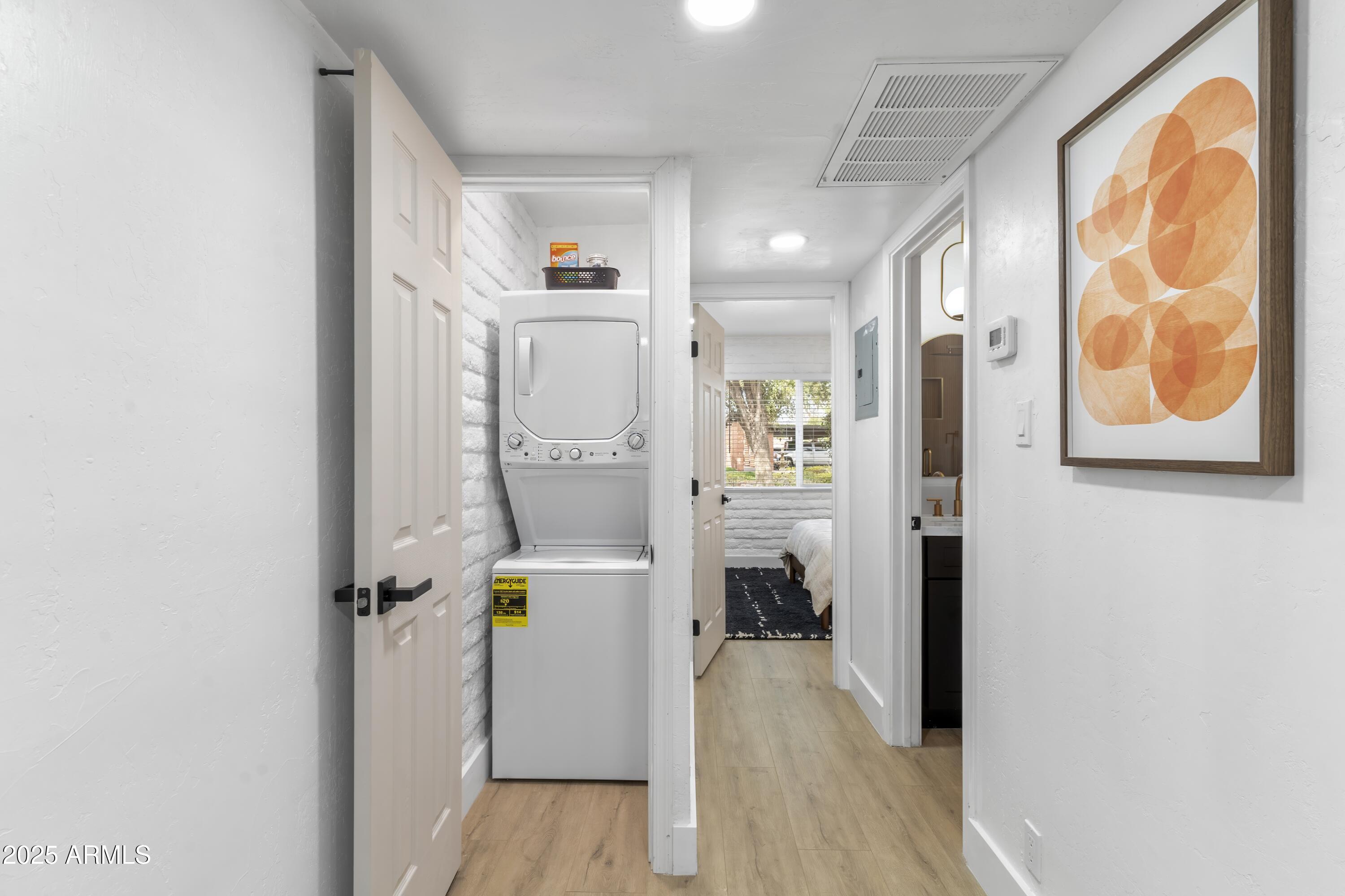 3002 N 32ND Street, 8