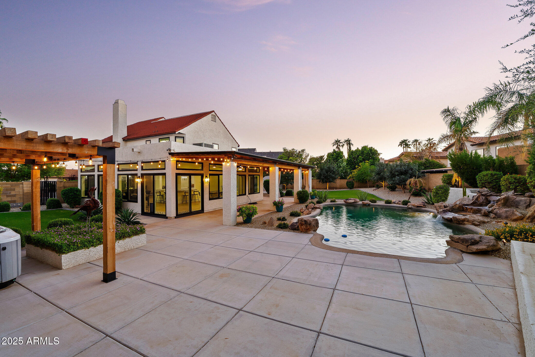 5012 E BLANCHE Drive