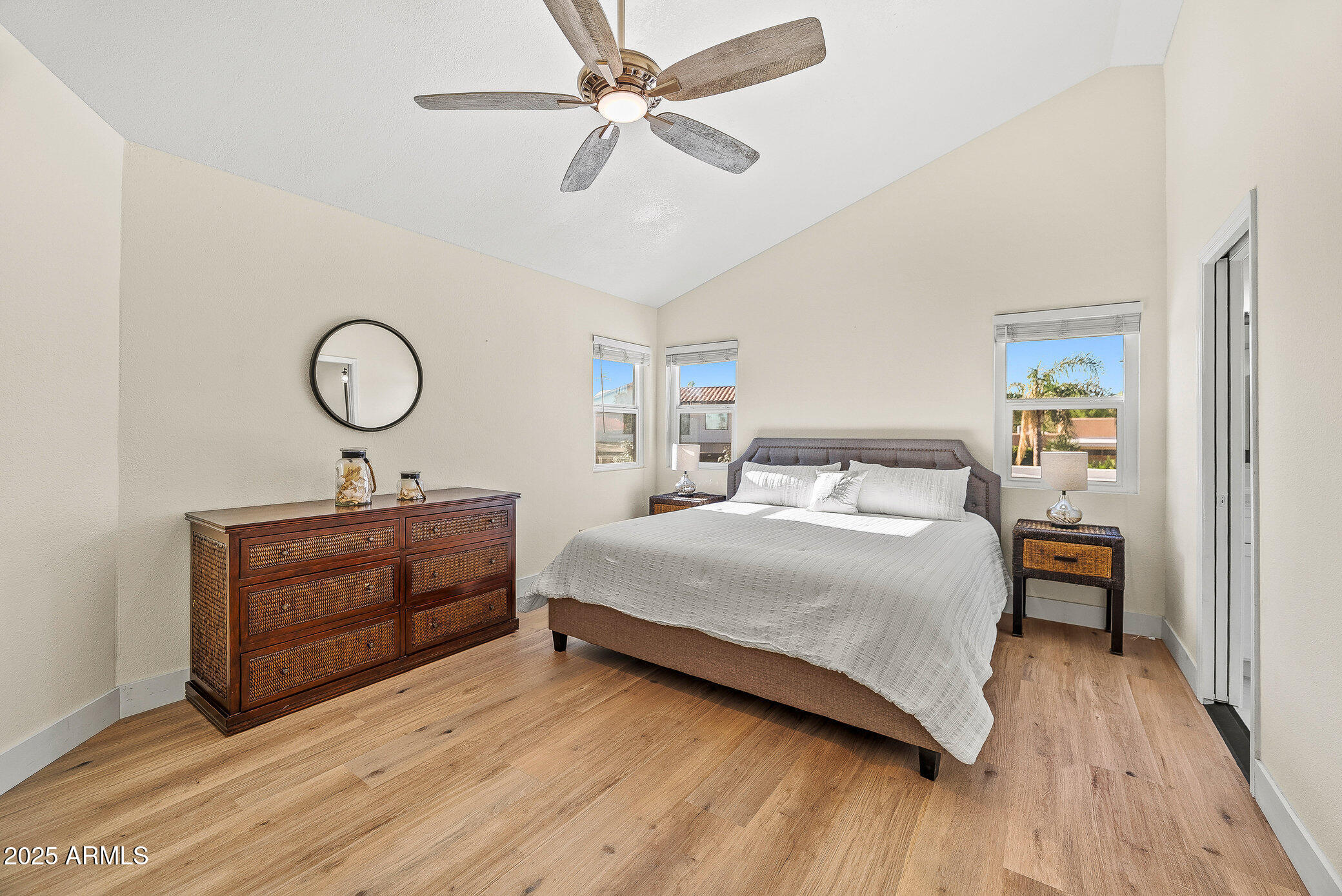 5012 E BLANCHE Drive