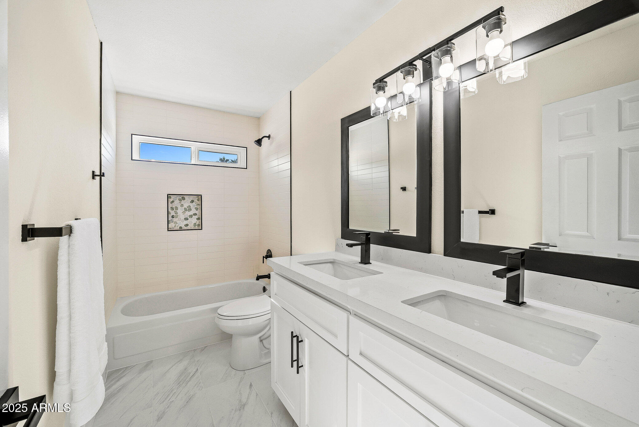 5012 E BLANCHE Drive