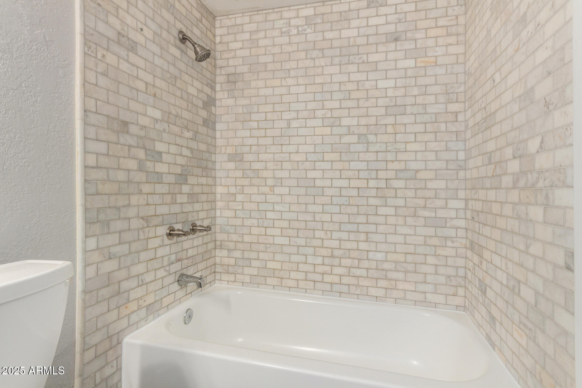 2228 E CAMPBELL Avenue, 116