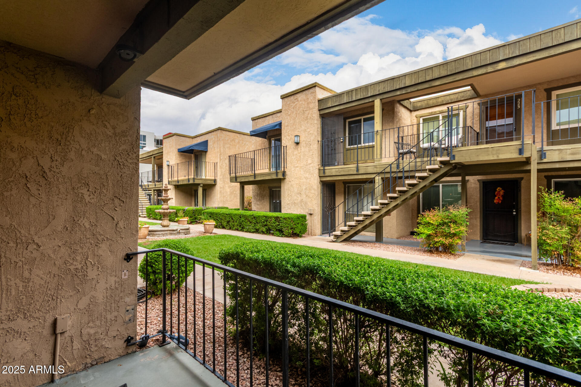 2228 E CAMPBELL Avenue, 116