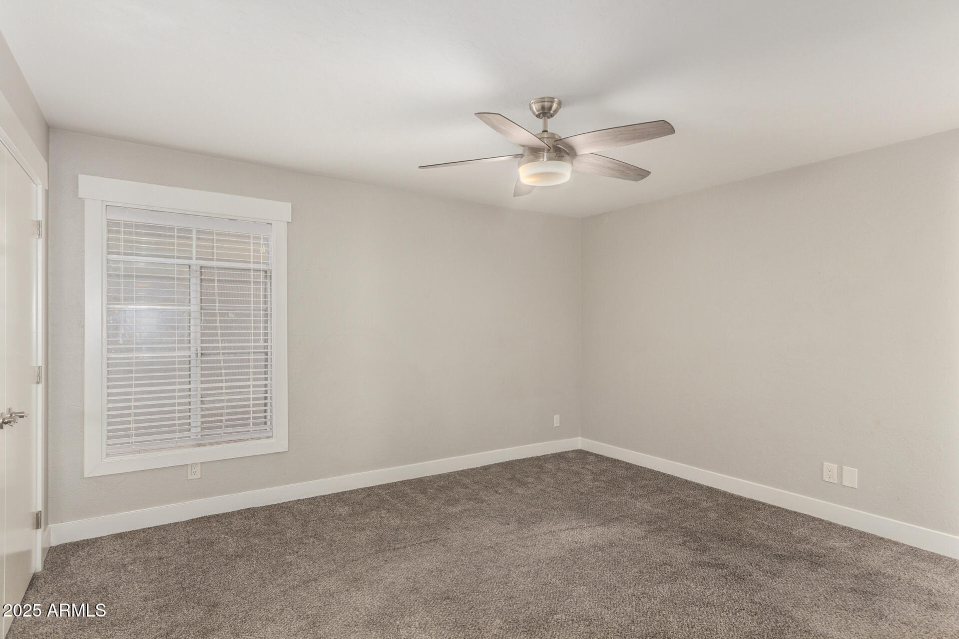 2228 E CAMPBELL Avenue, 116