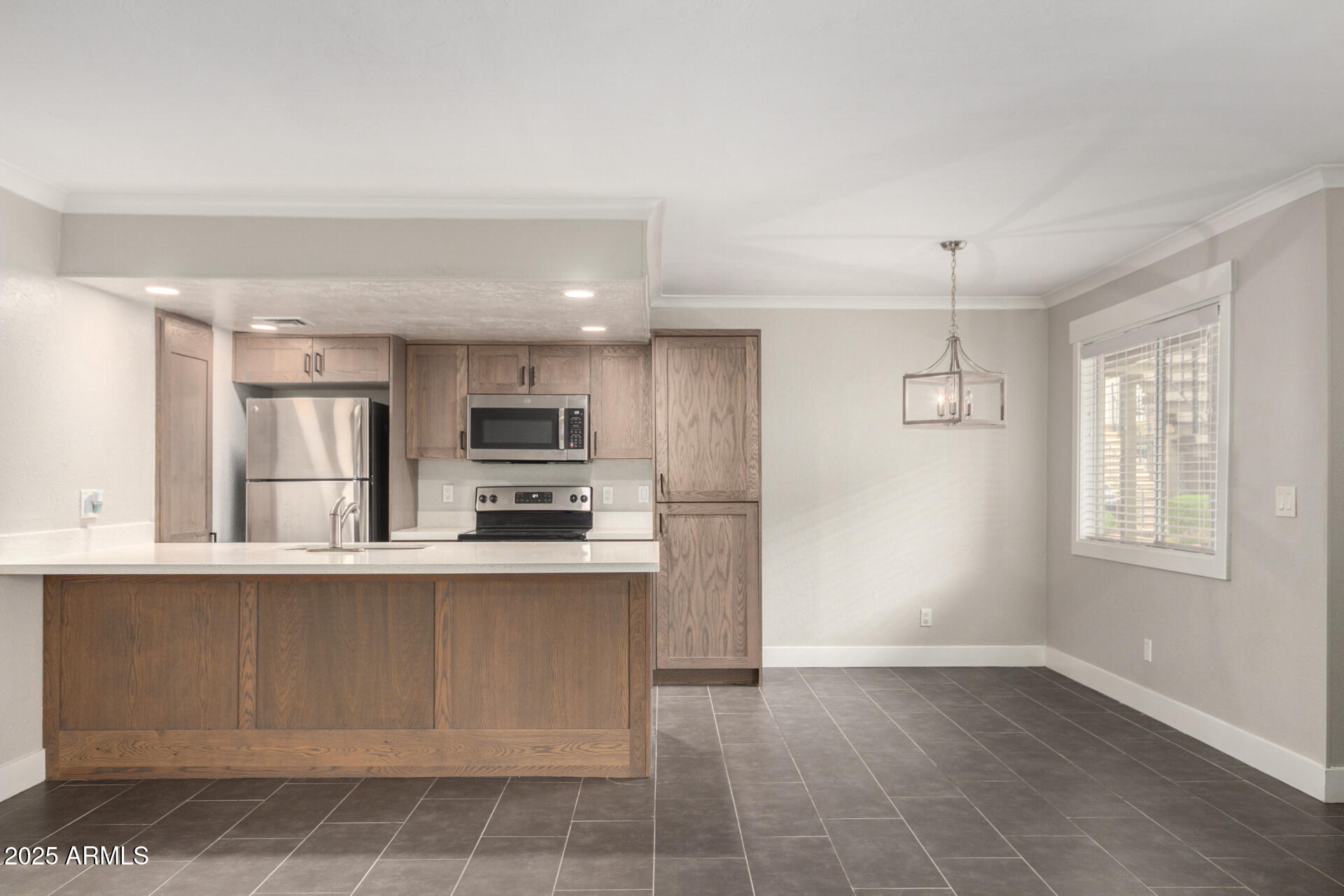 2228 E CAMPBELL Avenue, 116