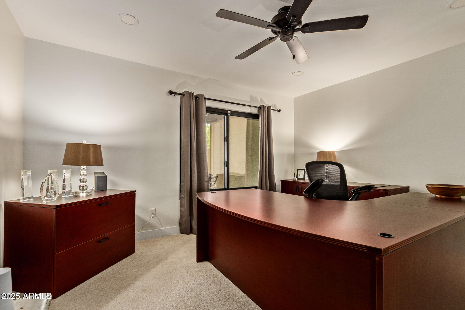 2111 W MARLETTE Avenue