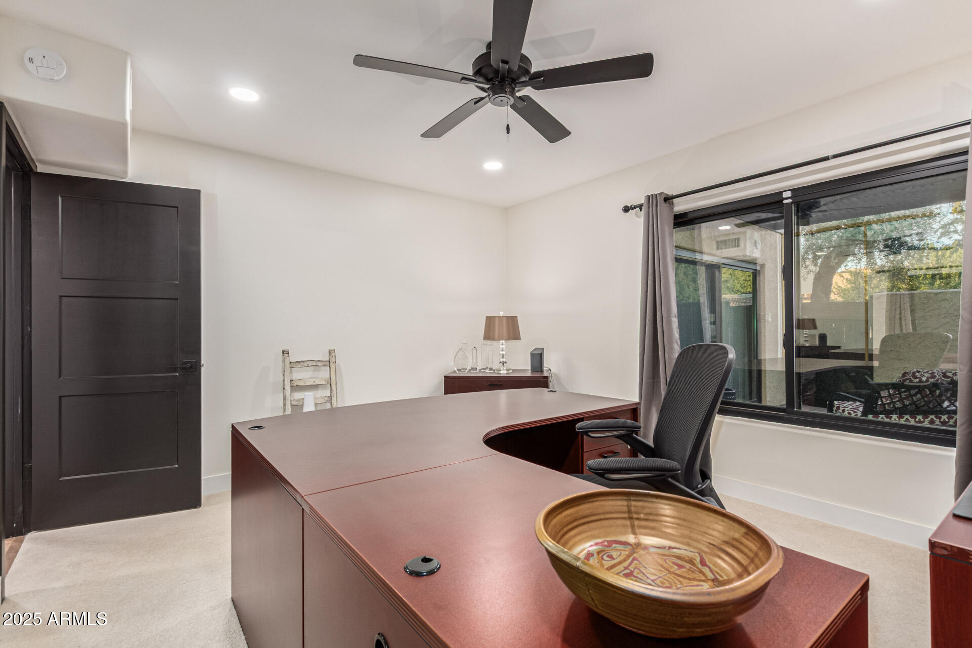 2111 W MARLETTE Avenue