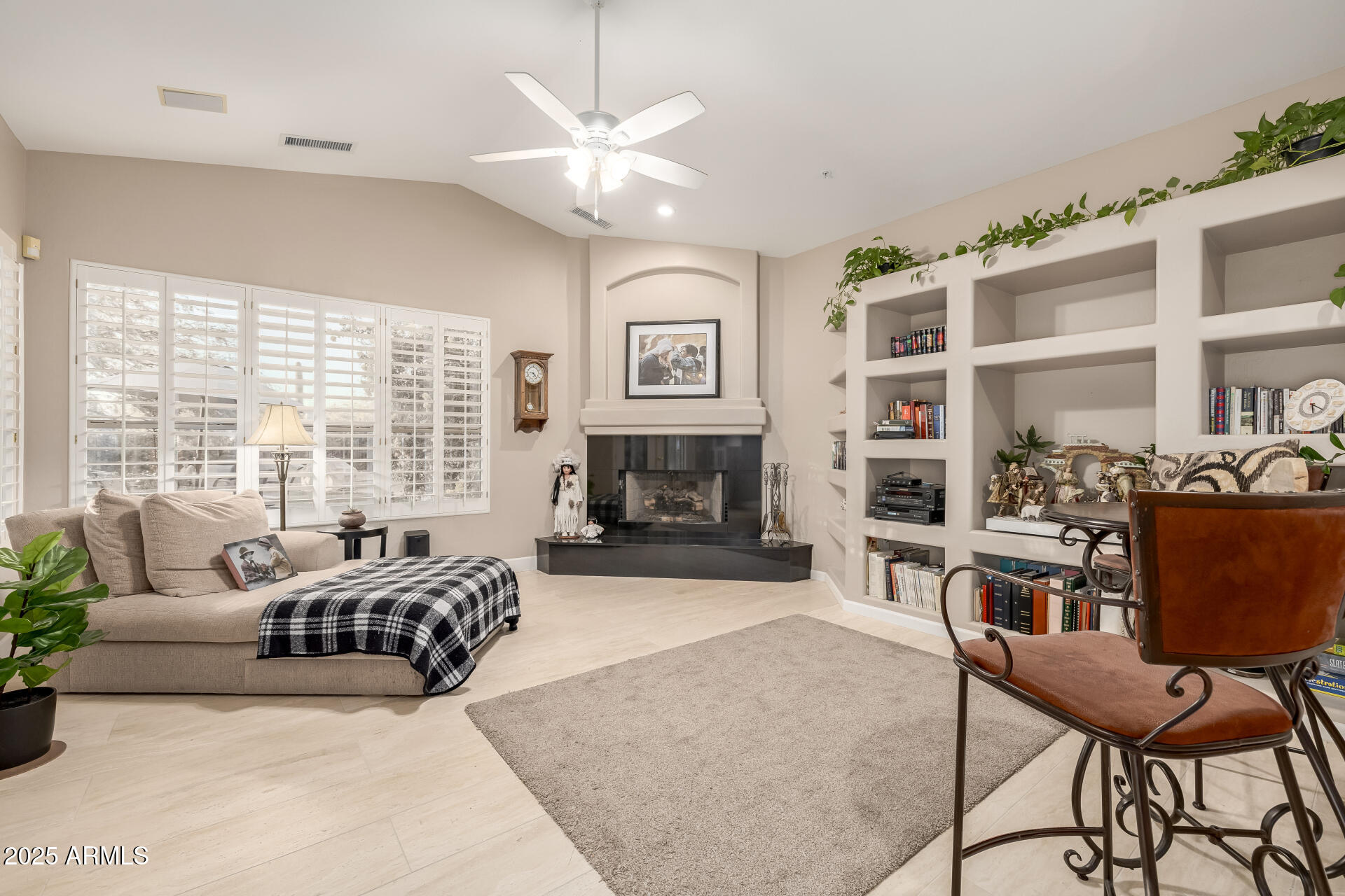 7492 E RED BIRD Road