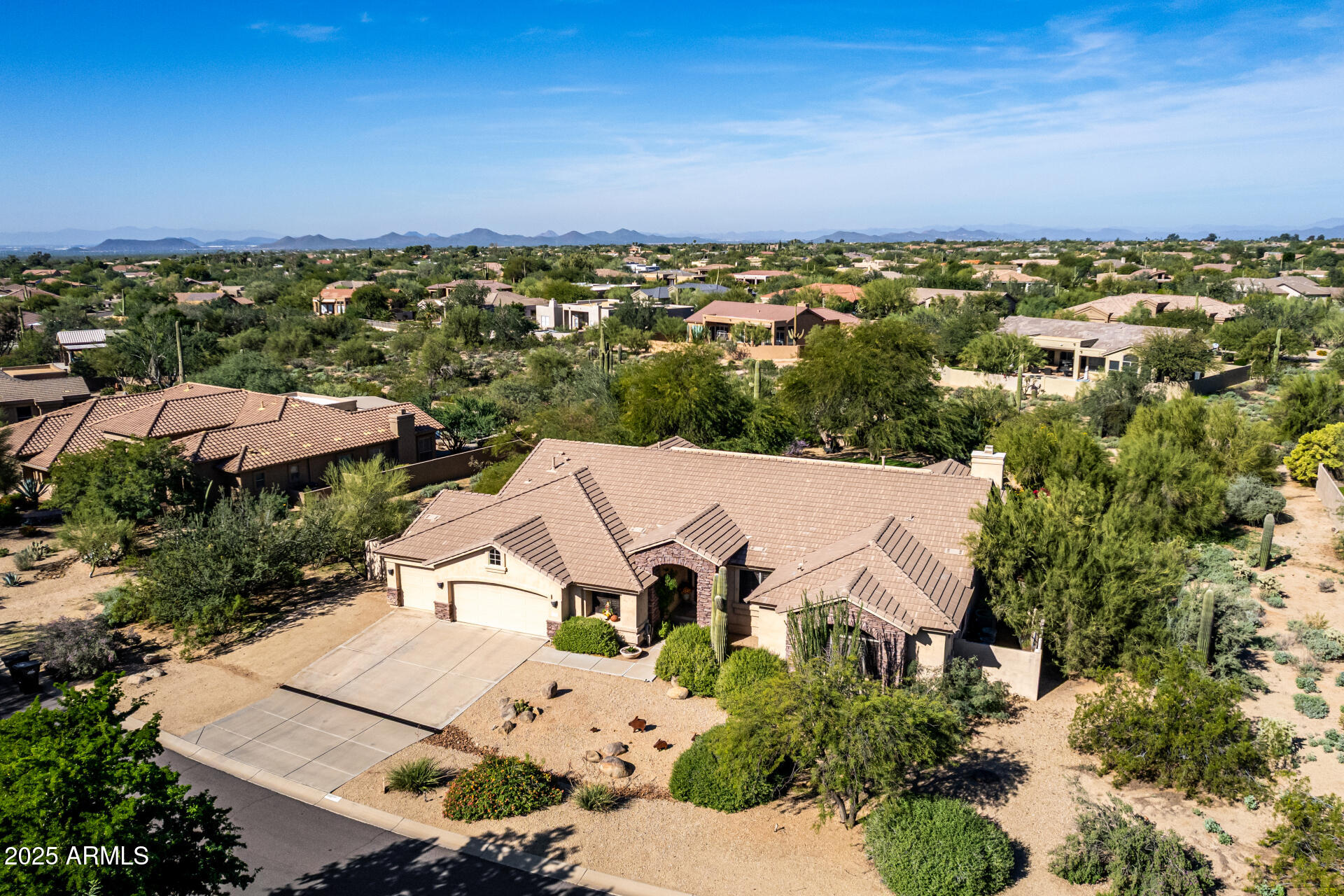 7492 E RED BIRD Road