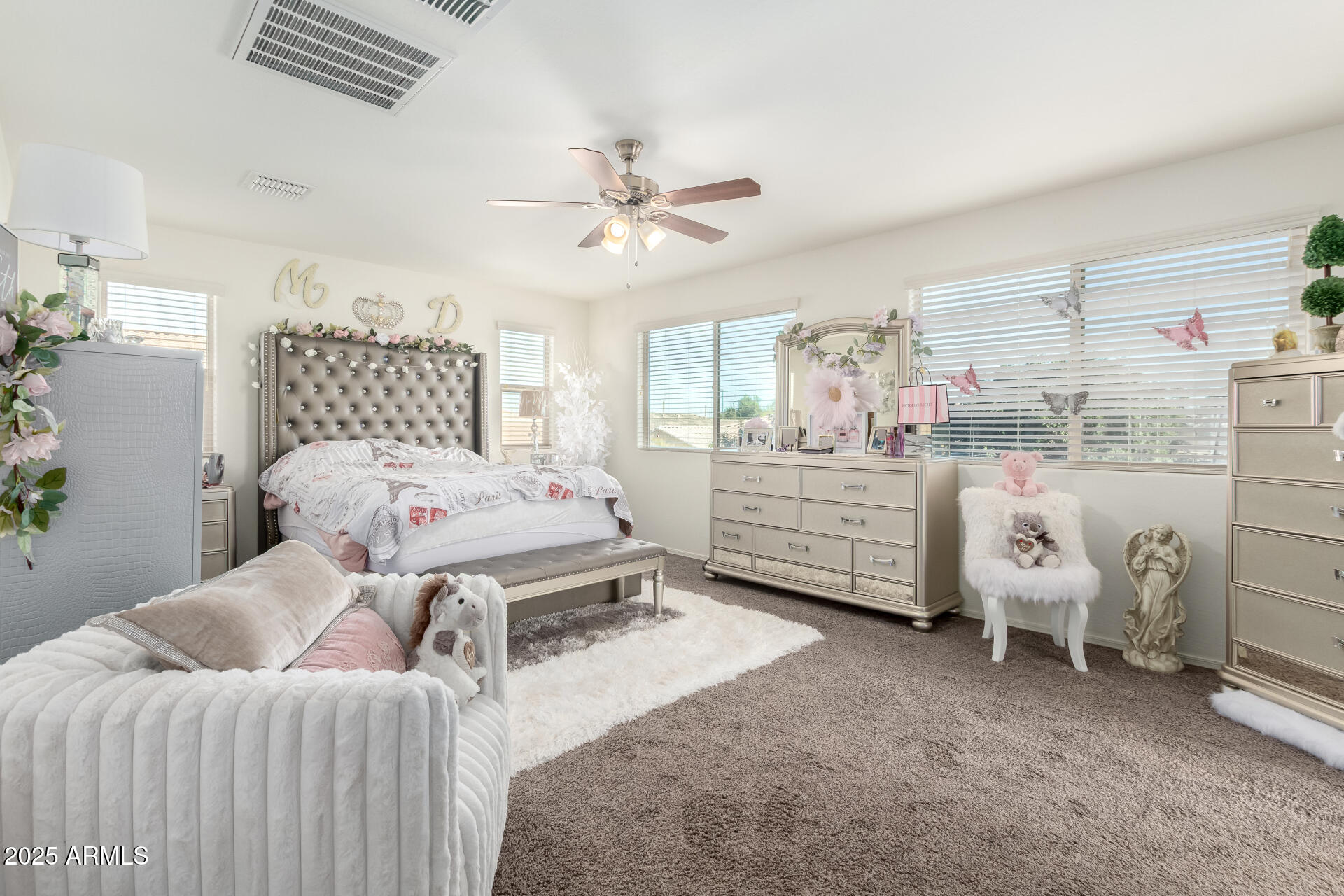 2665 E GILLCREST Road, Gilbert