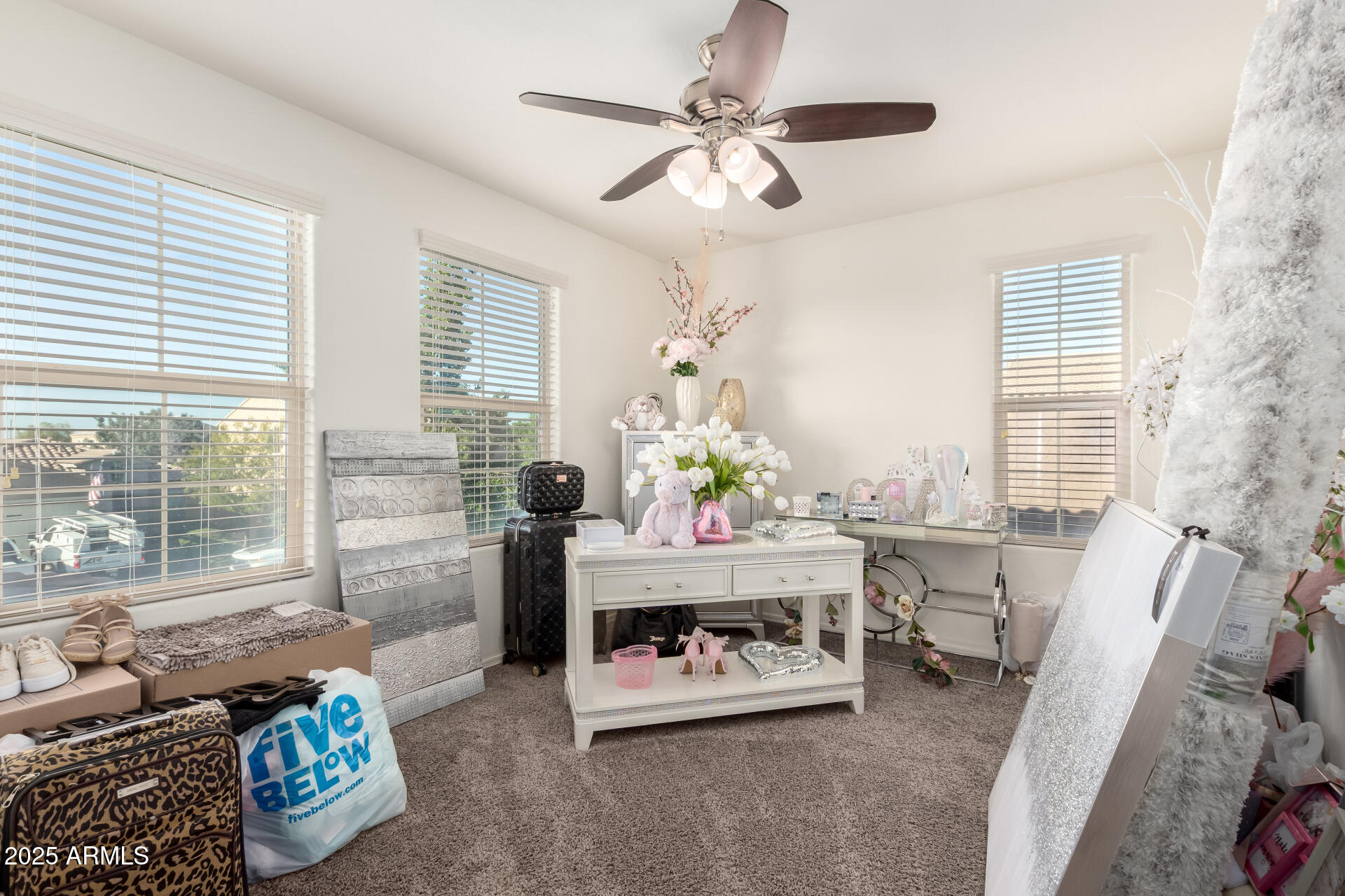 2665 E GILLCREST Road, Gilbert