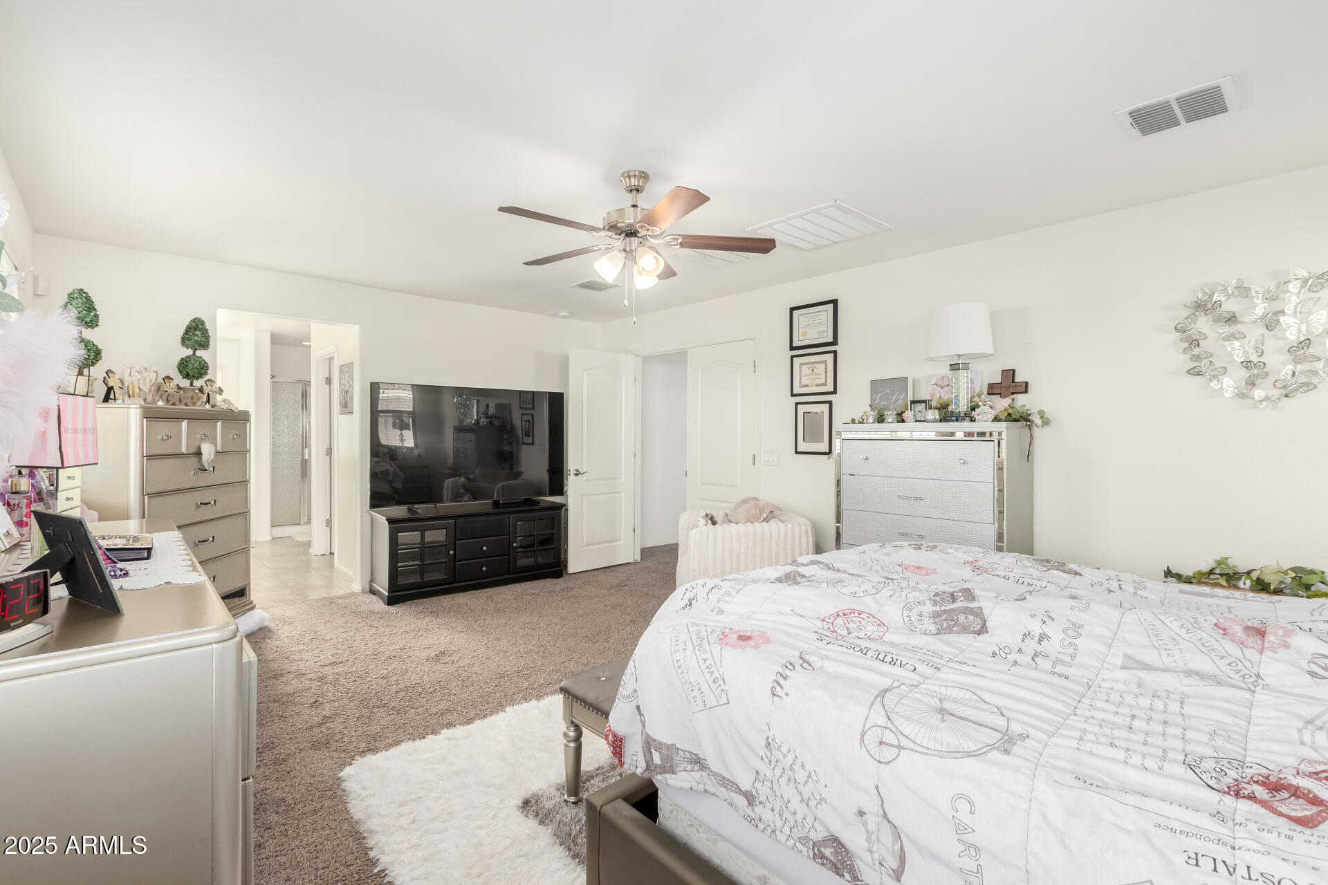 2665 E GILLCREST Road, Gilbert