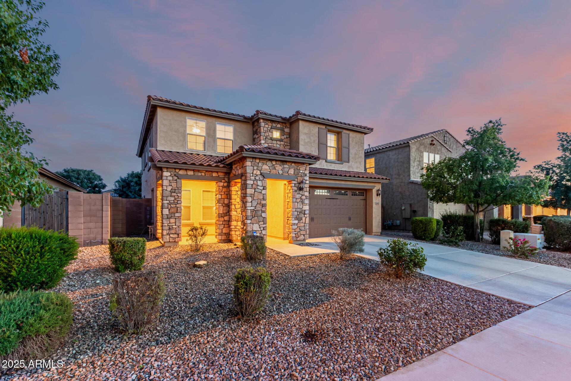 2665 E GILLCREST Road, Gilbert