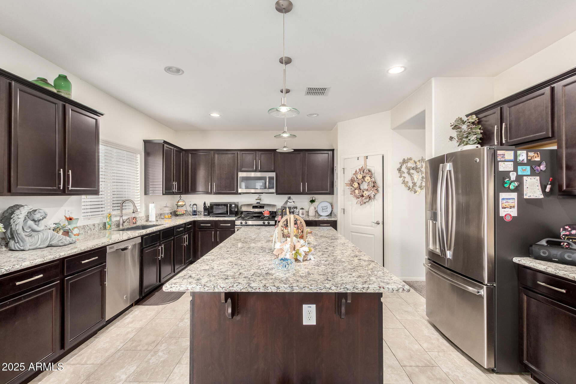 2665 E GILLCREST Road, Gilbert