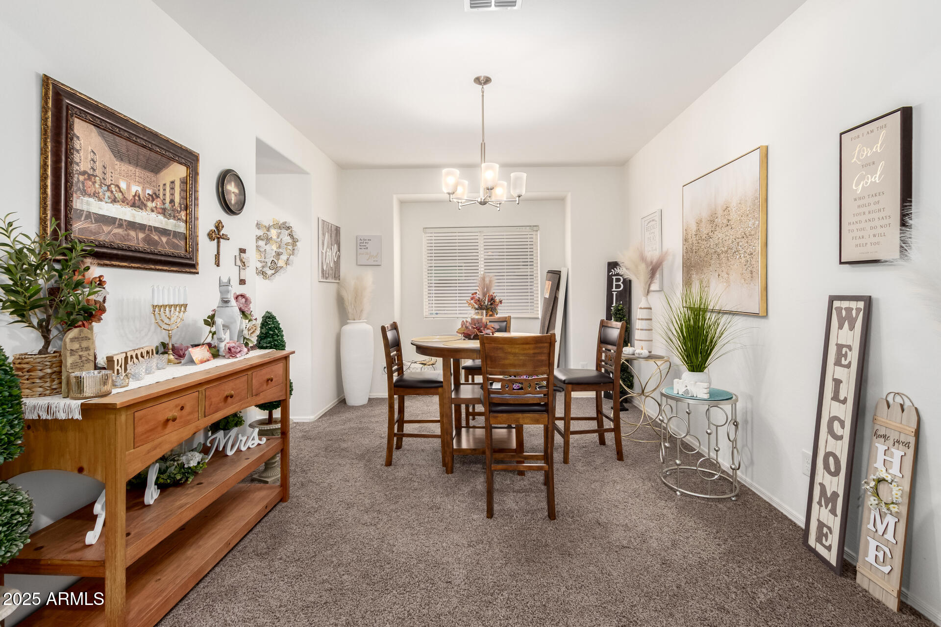 2665 E GILLCREST Road, Gilbert