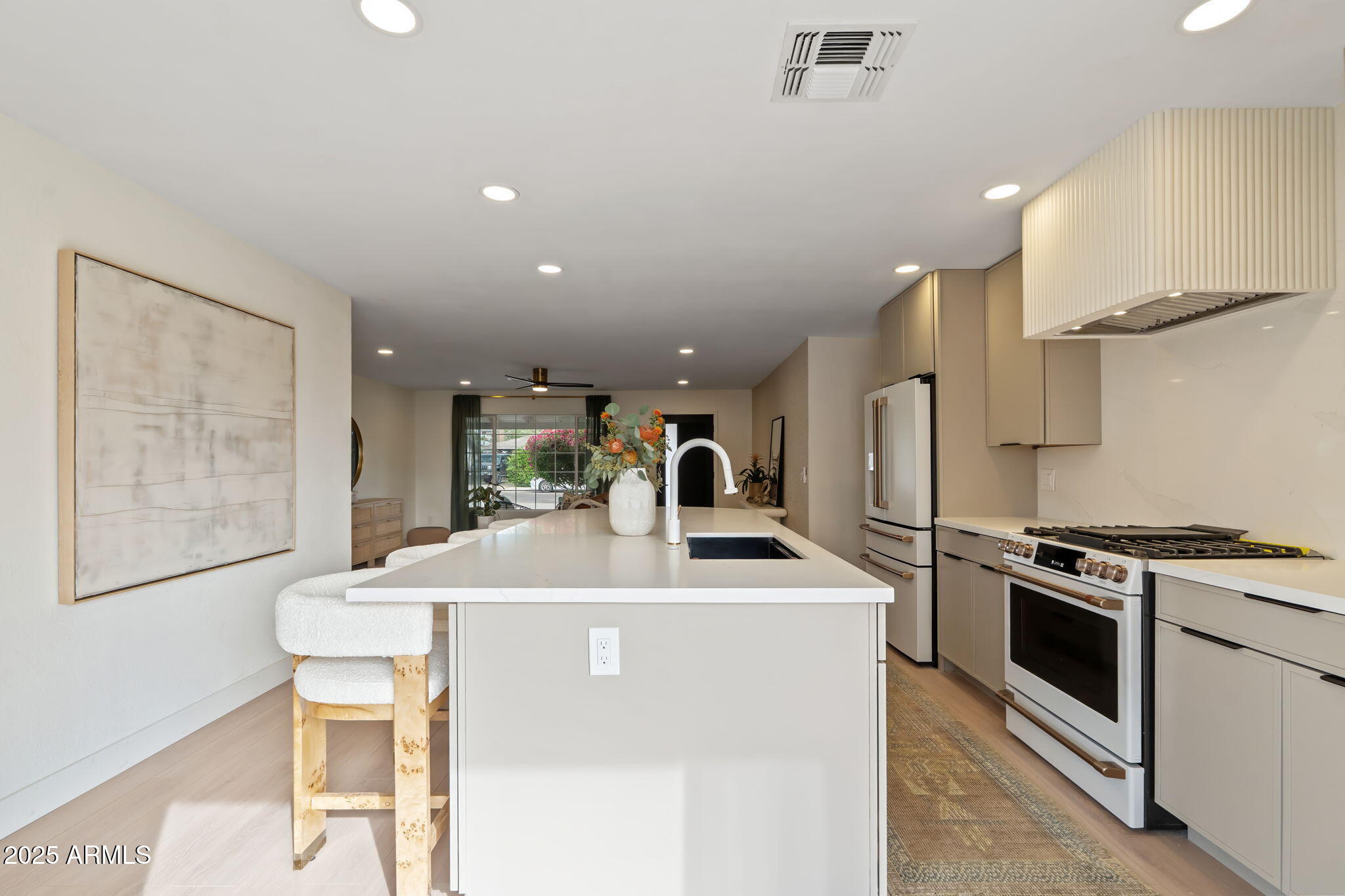 7255 E CORONADO Road