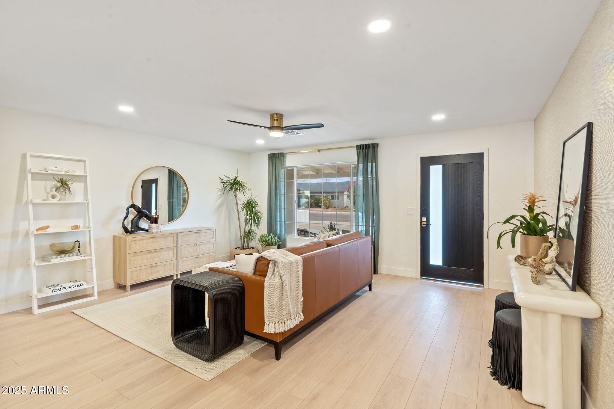 7255 E CORONADO Road