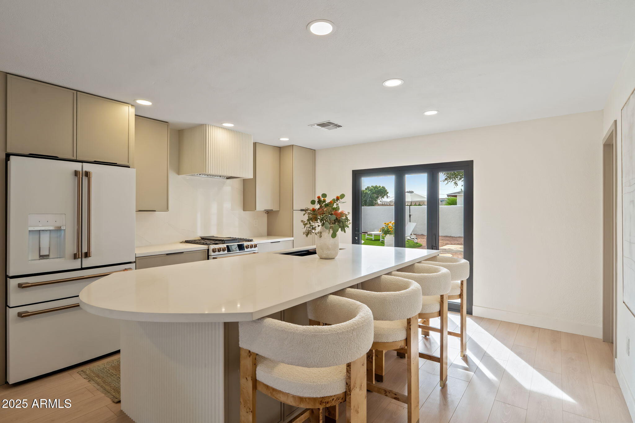 7255 E CORONADO Road