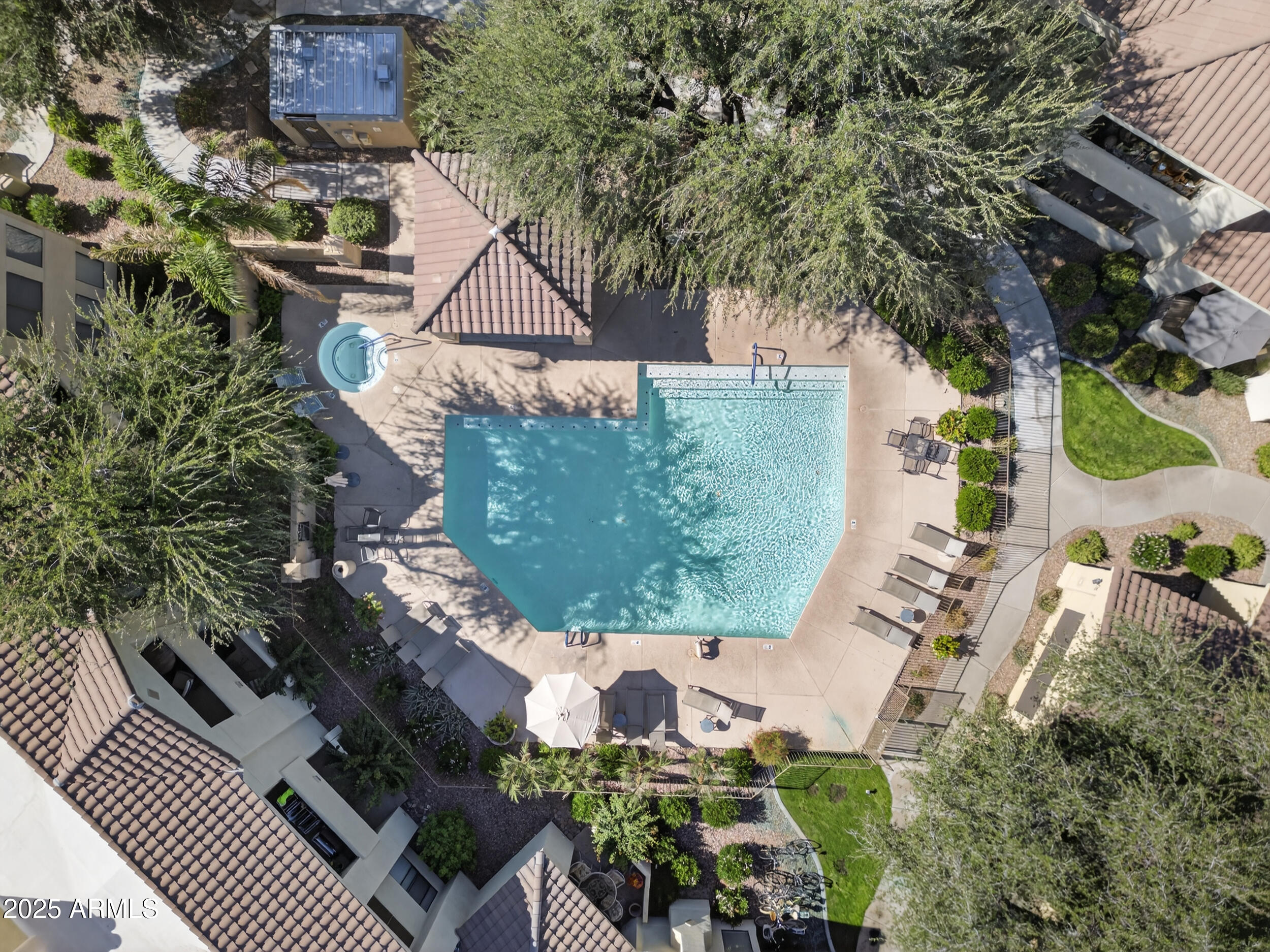 7575 E INDIAN BEND Road, 1055