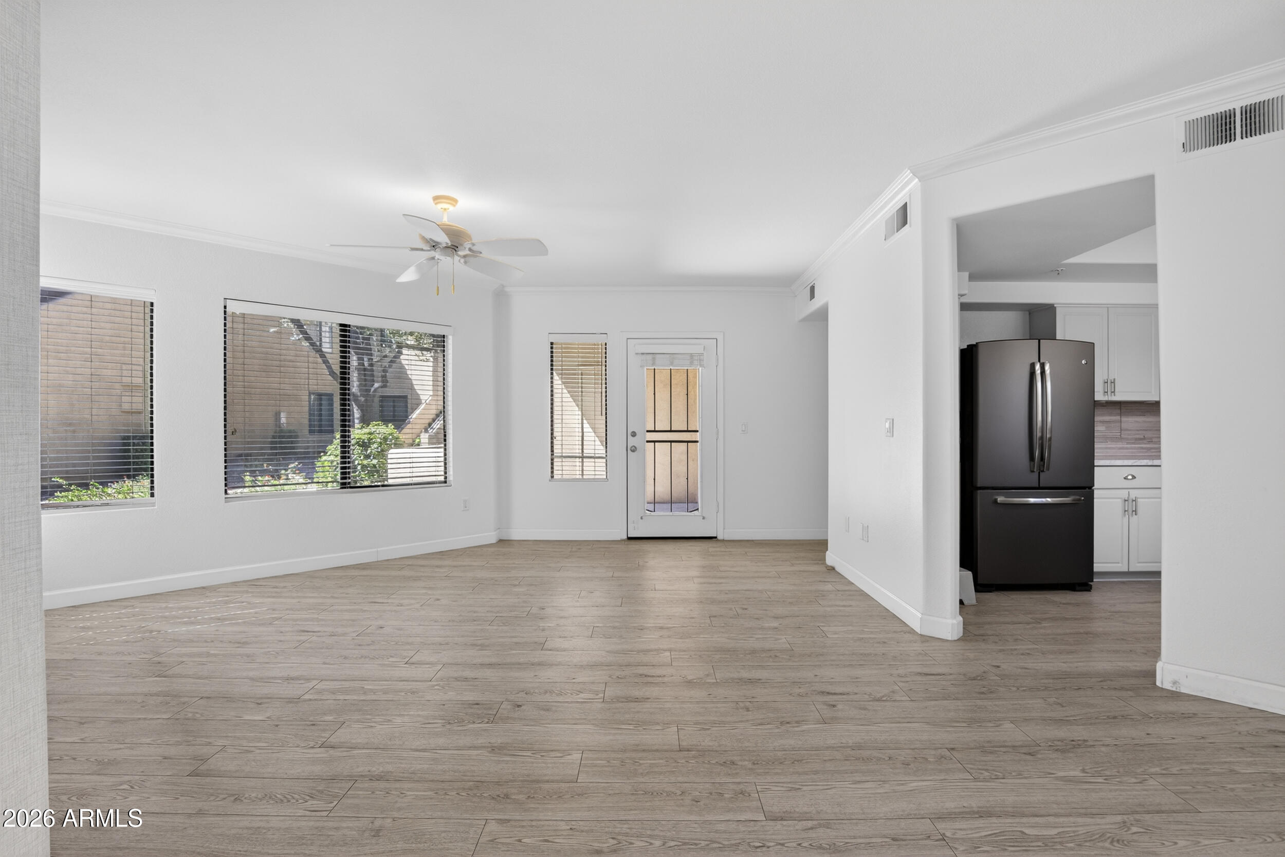 7575 E INDIAN BEND Road, 1055