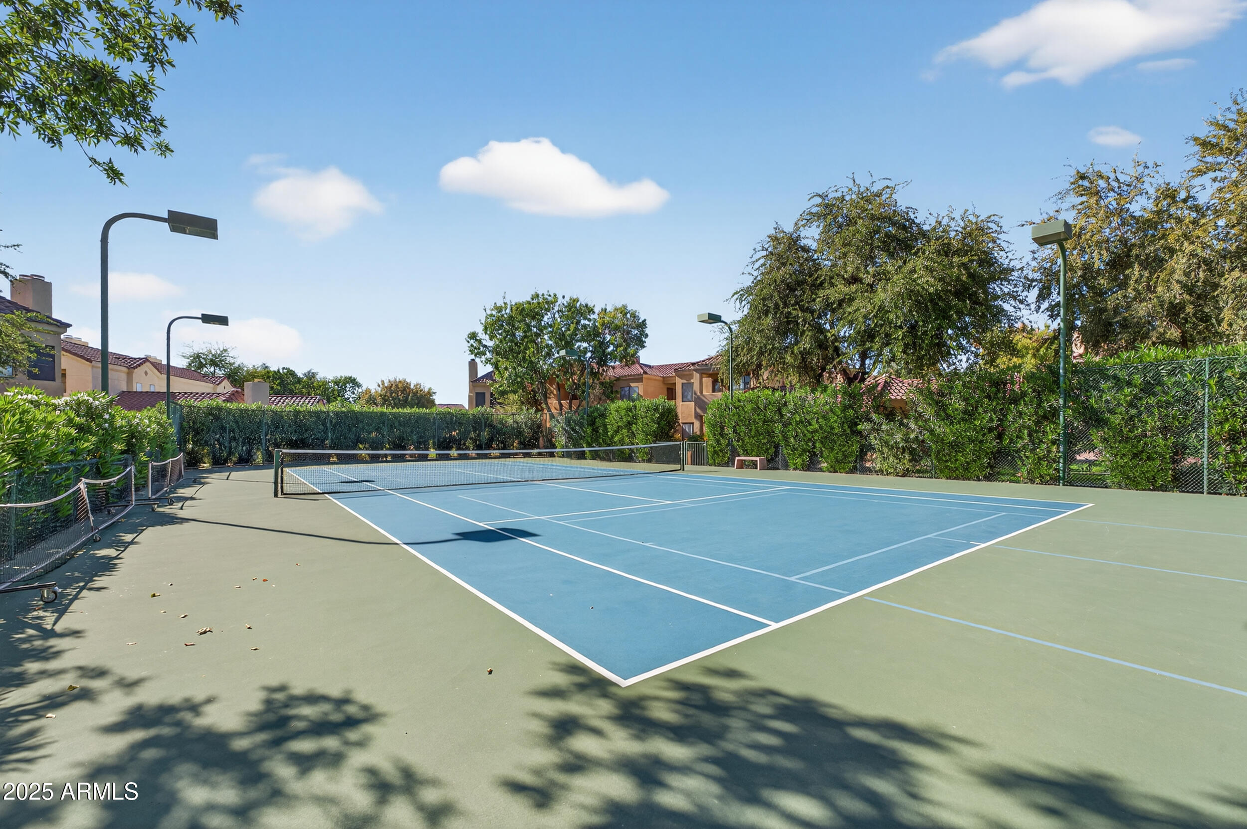 7575 E INDIAN BEND Road, 1055