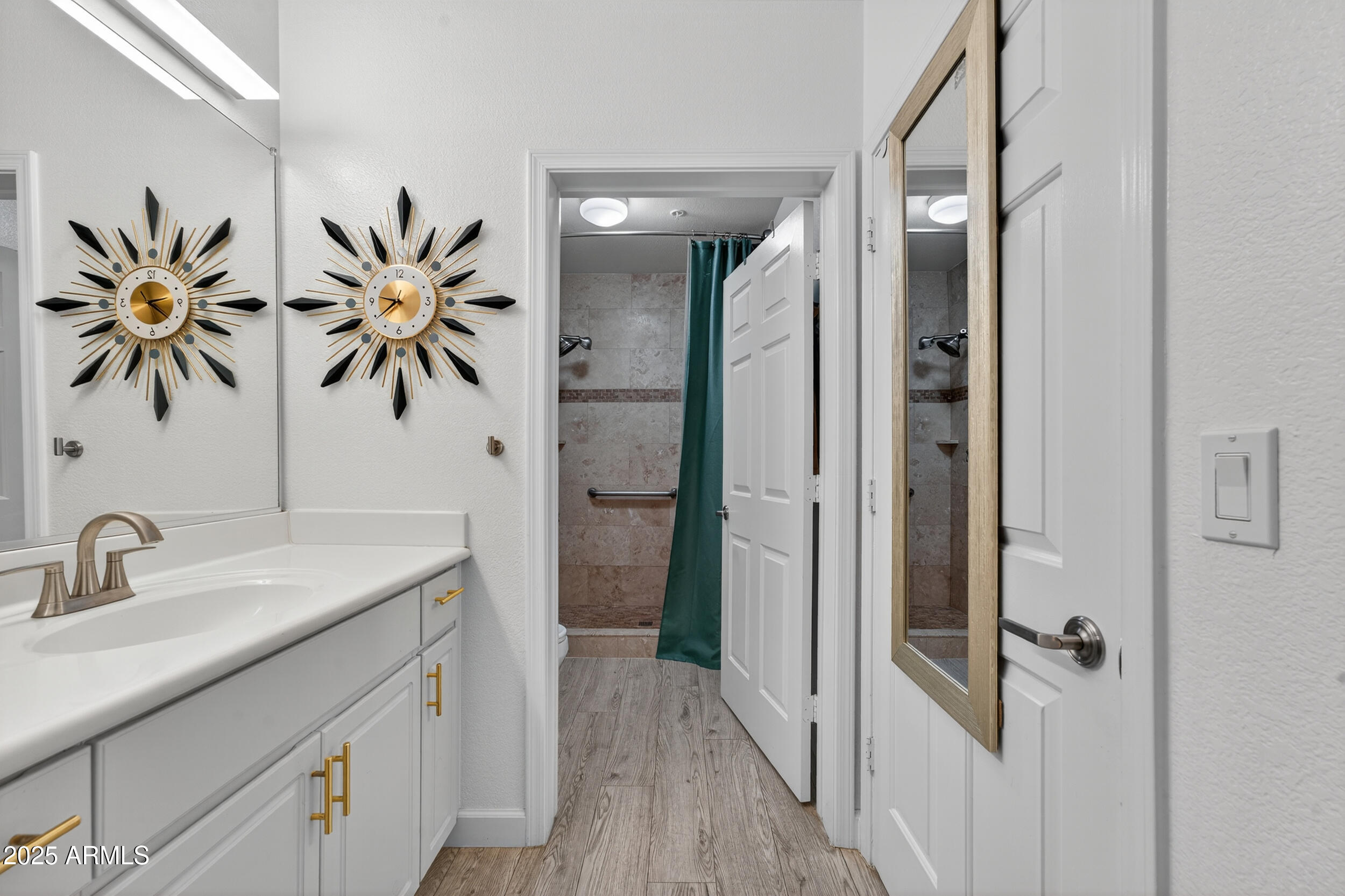 7575 E INDIAN BEND Road, 1055