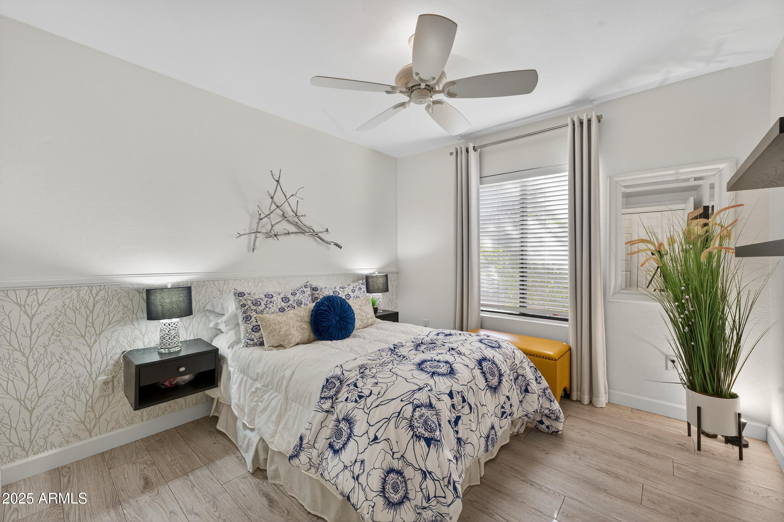 7575 E INDIAN BEND Road, 1055