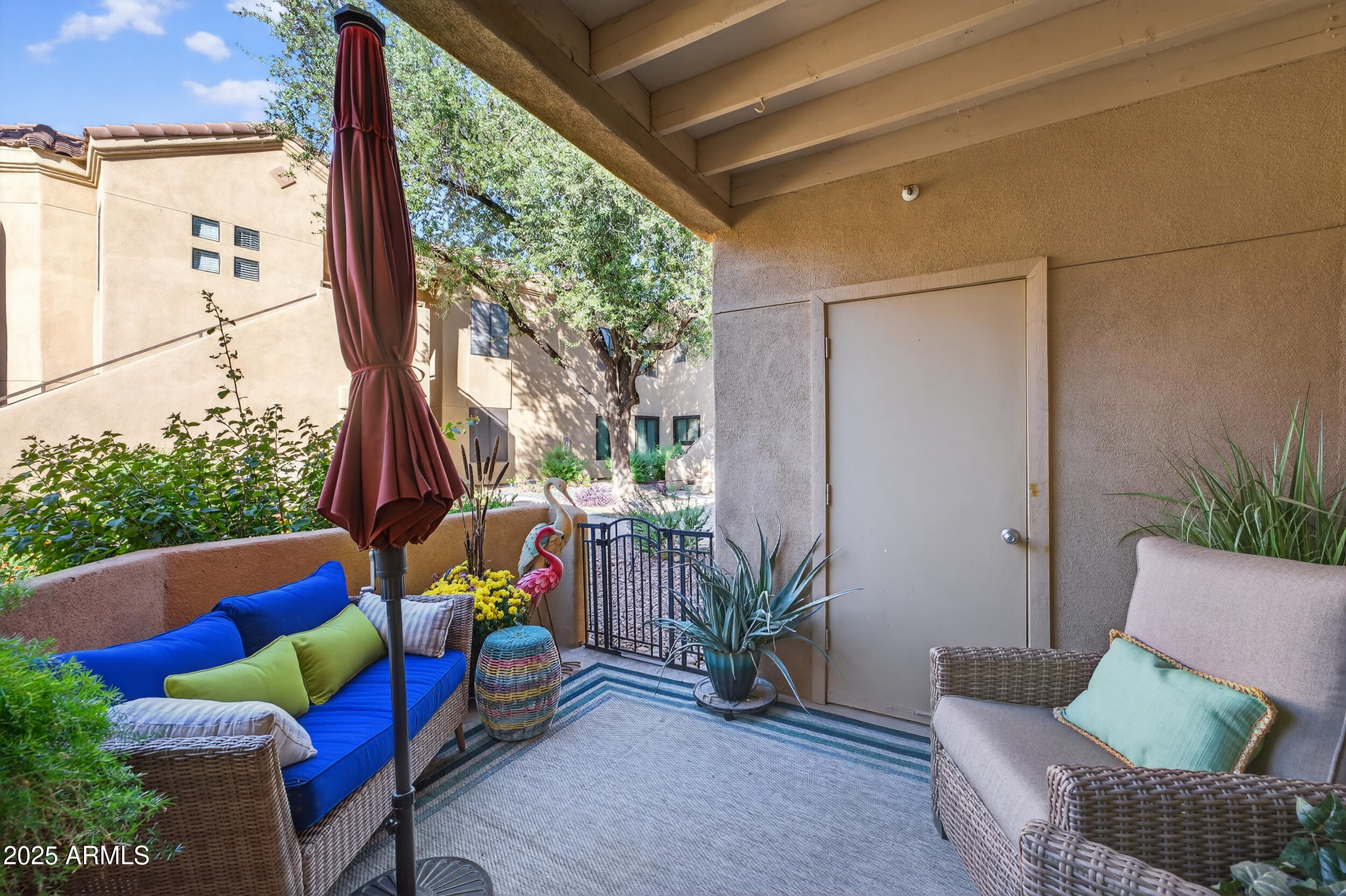 7575 E INDIAN BEND Road, 1055