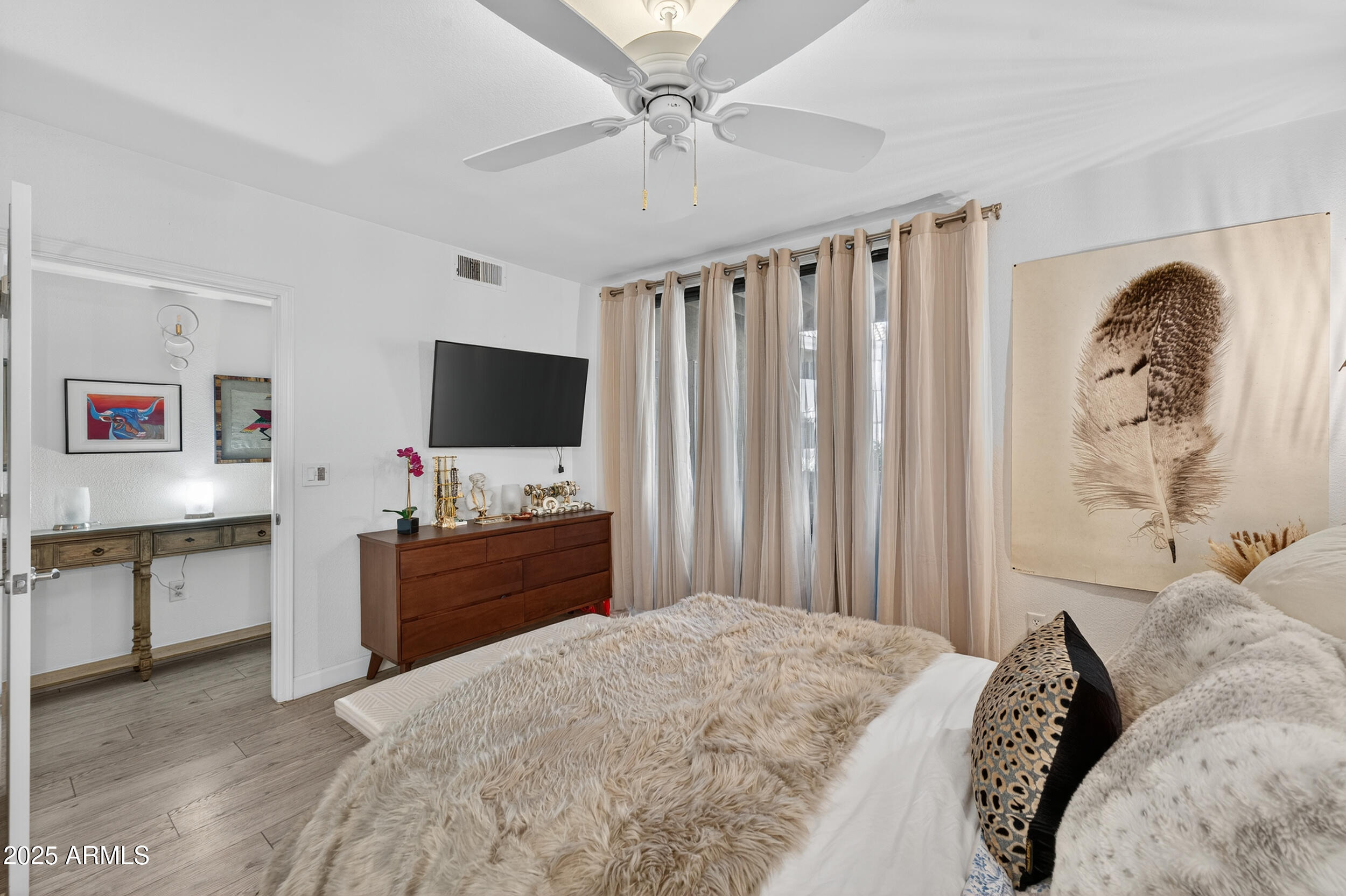 7575 E INDIAN BEND Road, 1055