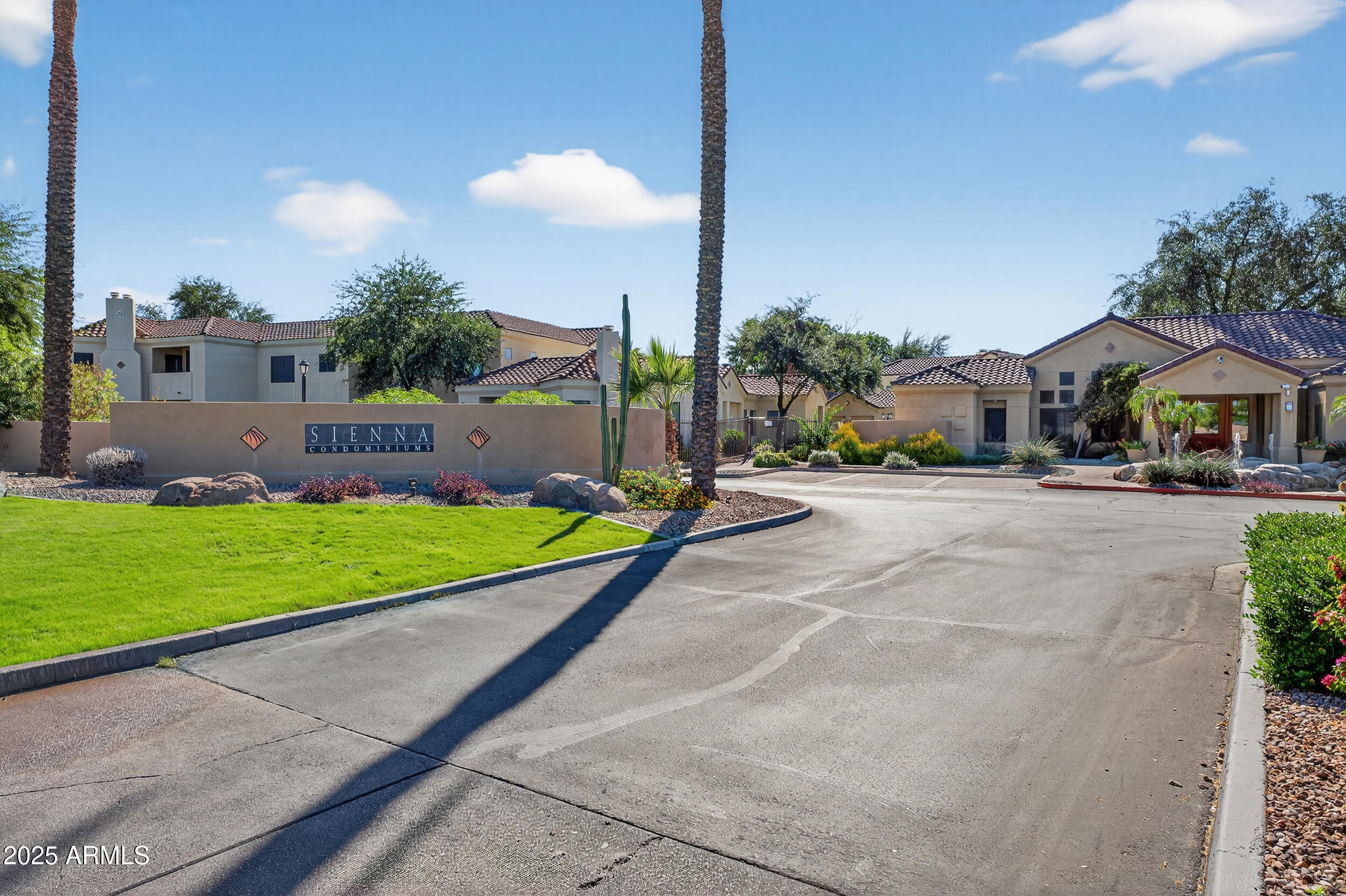 7575 E INDIAN BEND Road, 1055