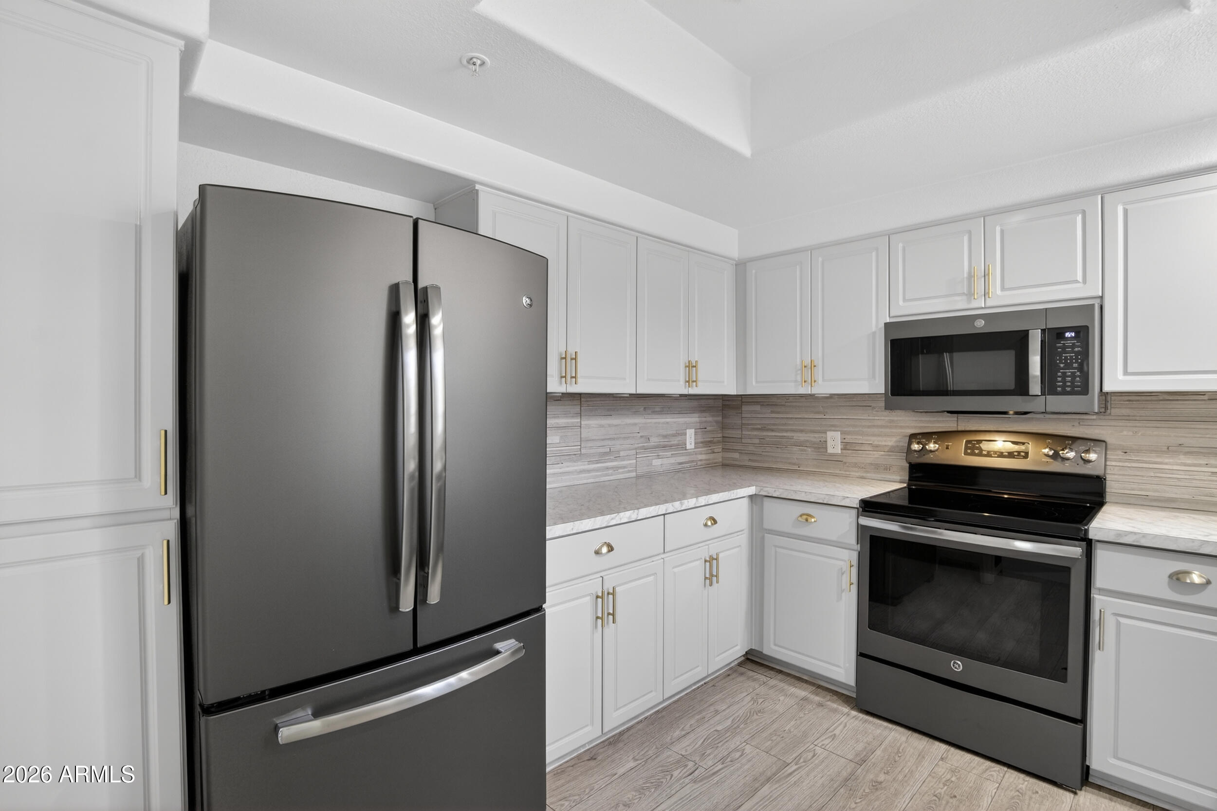 7575 E INDIAN BEND Road, 1055