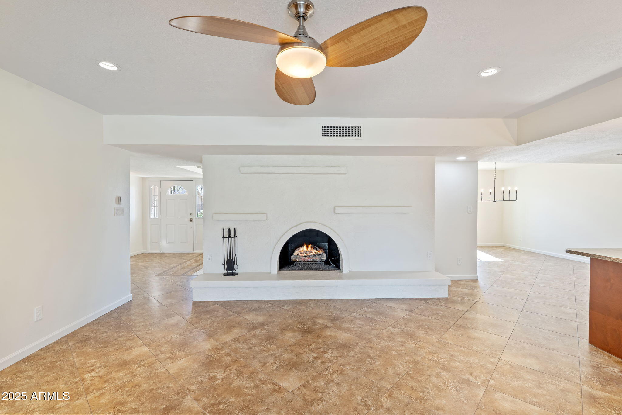 5418 E WETHERSFIELD Road