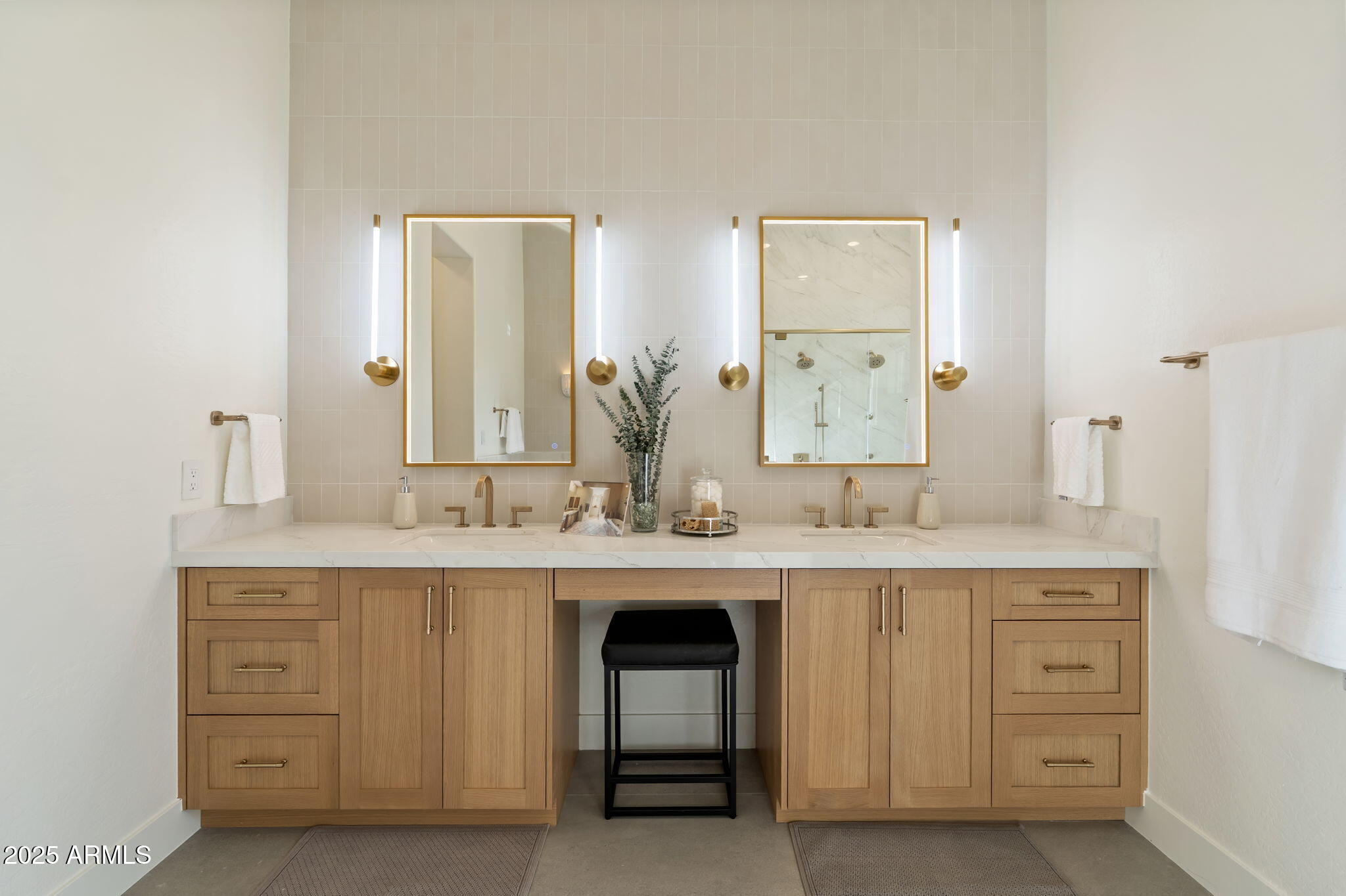 9280 E THOMPSON PEAK Parkway, 25