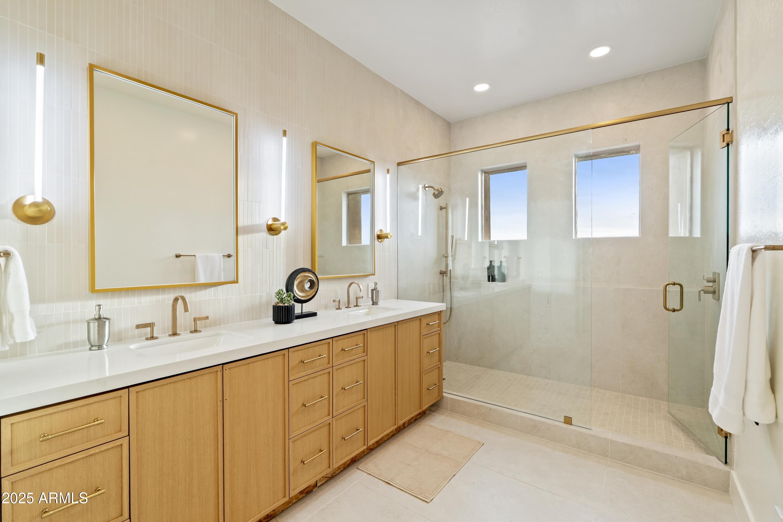 9280 E THOMPSON PEAK Parkway, 25