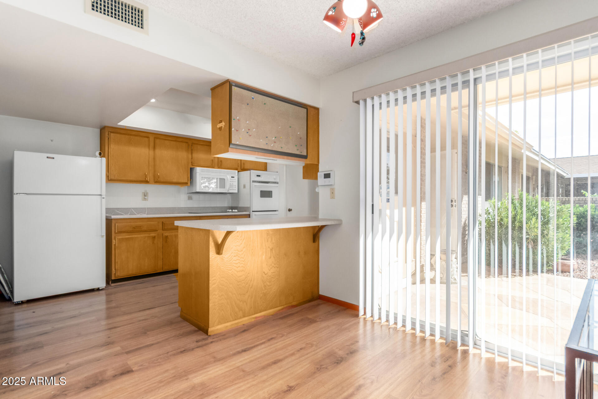 10304 W KINGSWOOD Circle