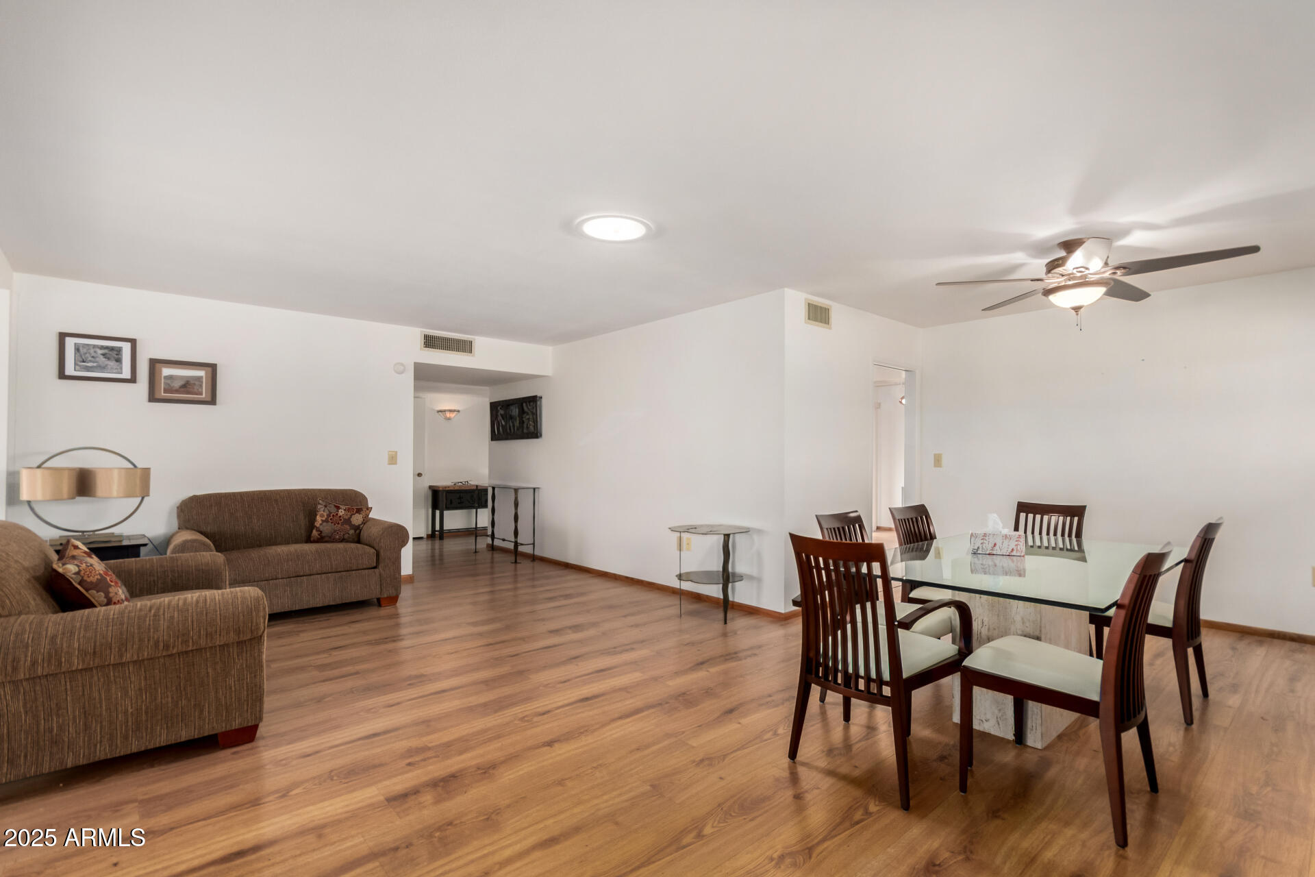 10304 W KINGSWOOD Circle