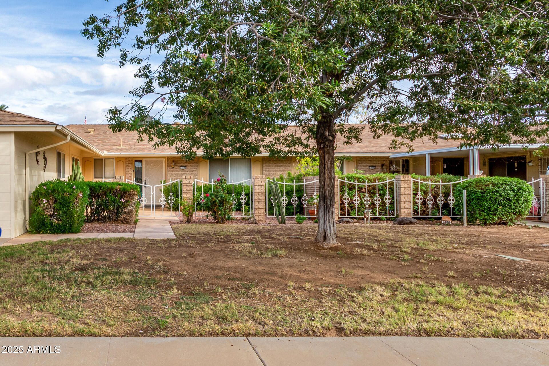 10304 W KINGSWOOD Circle