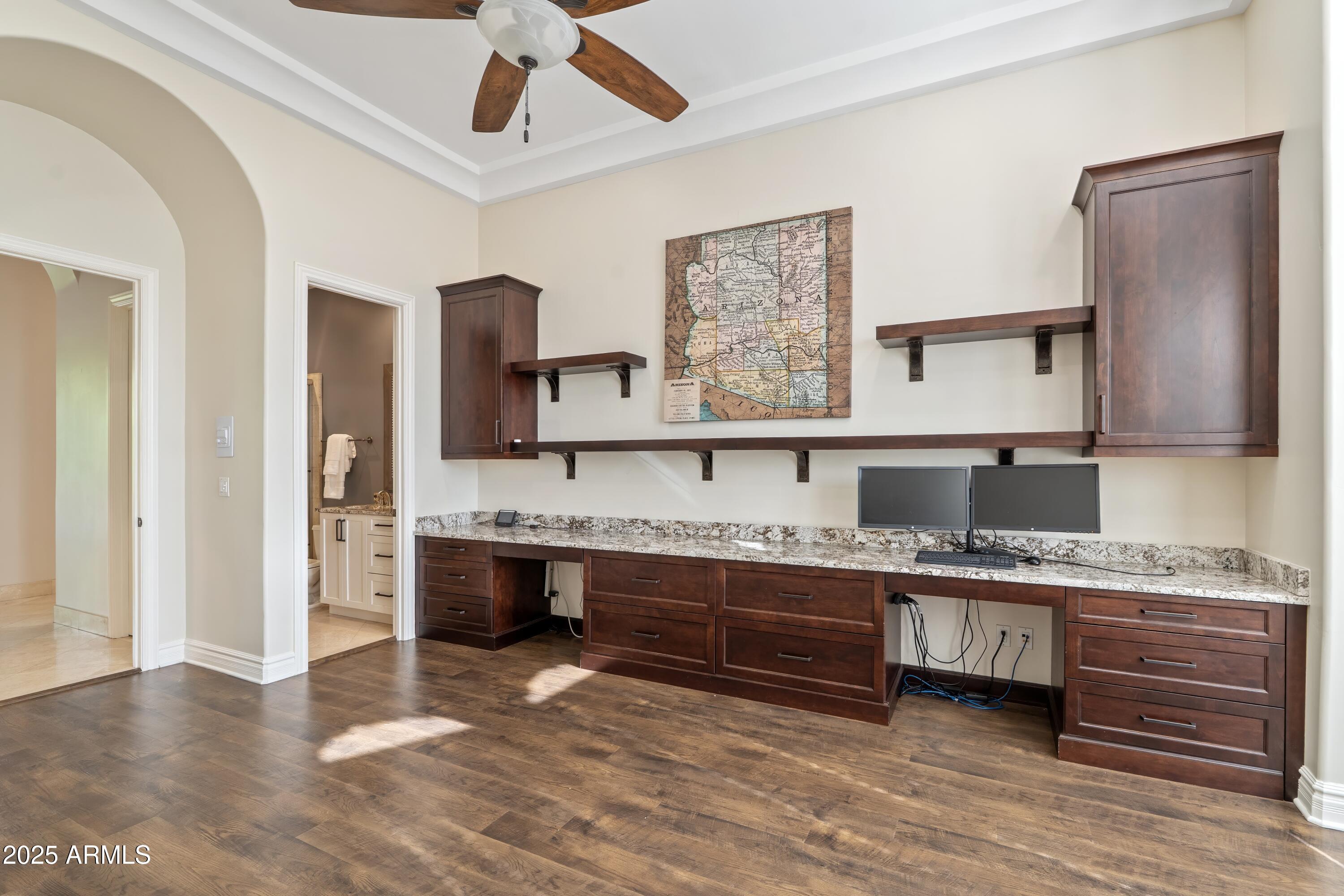 6938 E LOMAS VERDES Drive