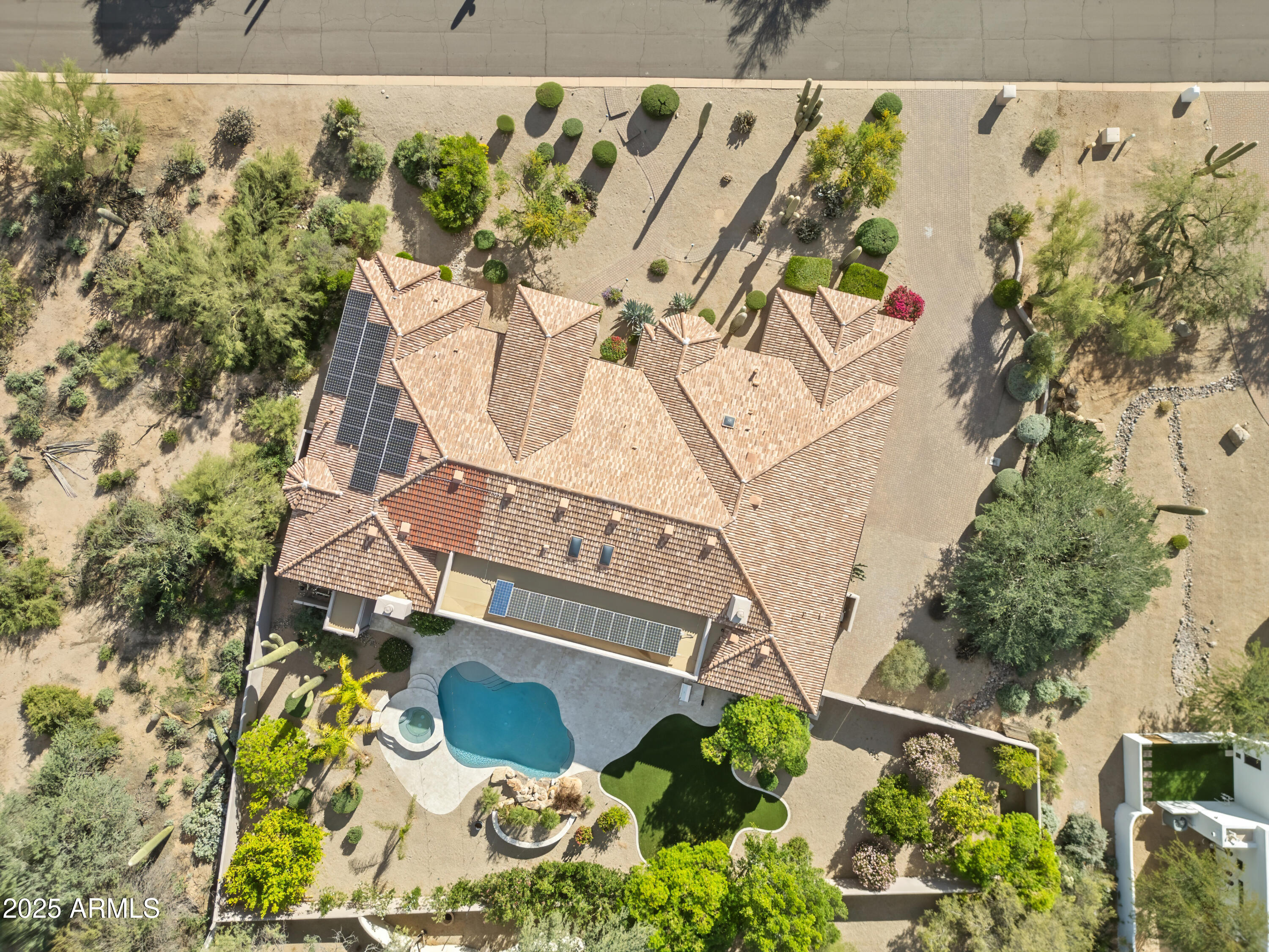 6938 E LOMAS VERDES Drive