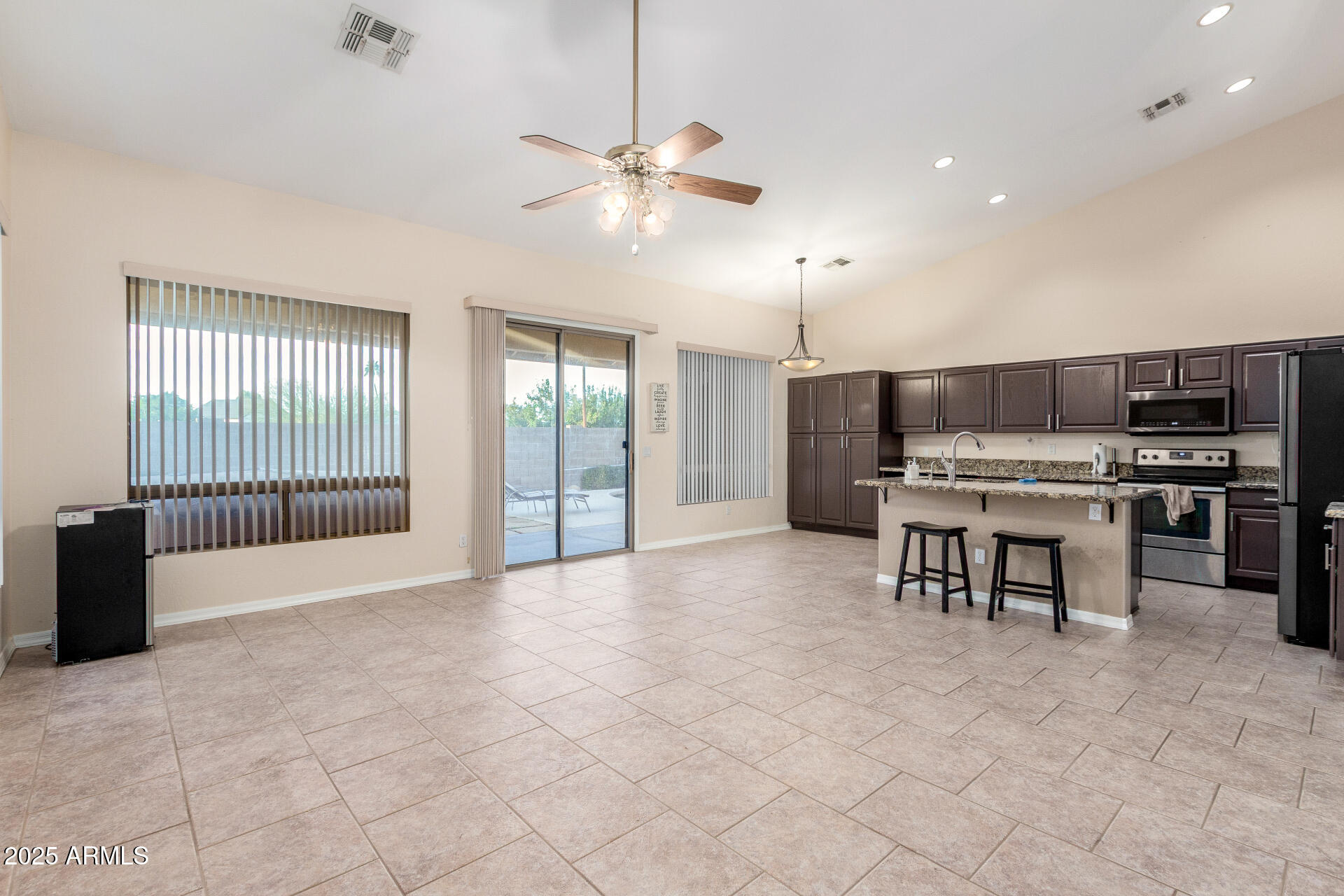 278 E SAGEBRUSH Street