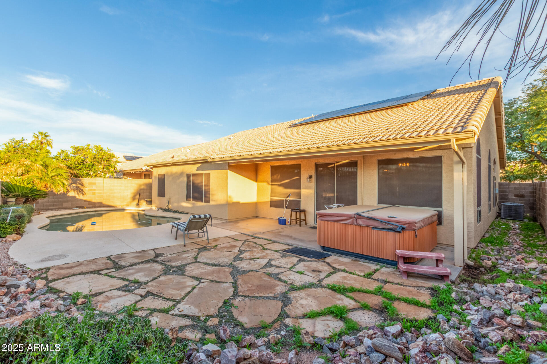 278 E SAGEBRUSH Street