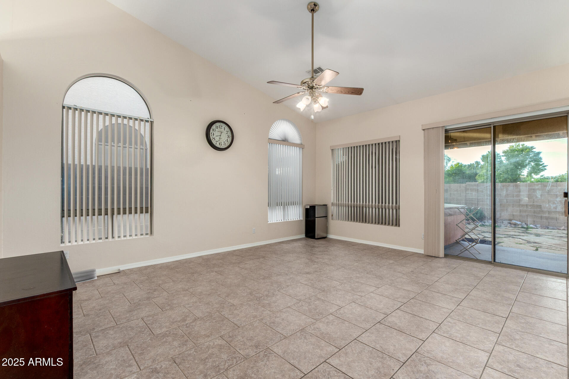 278 E SAGEBRUSH Street