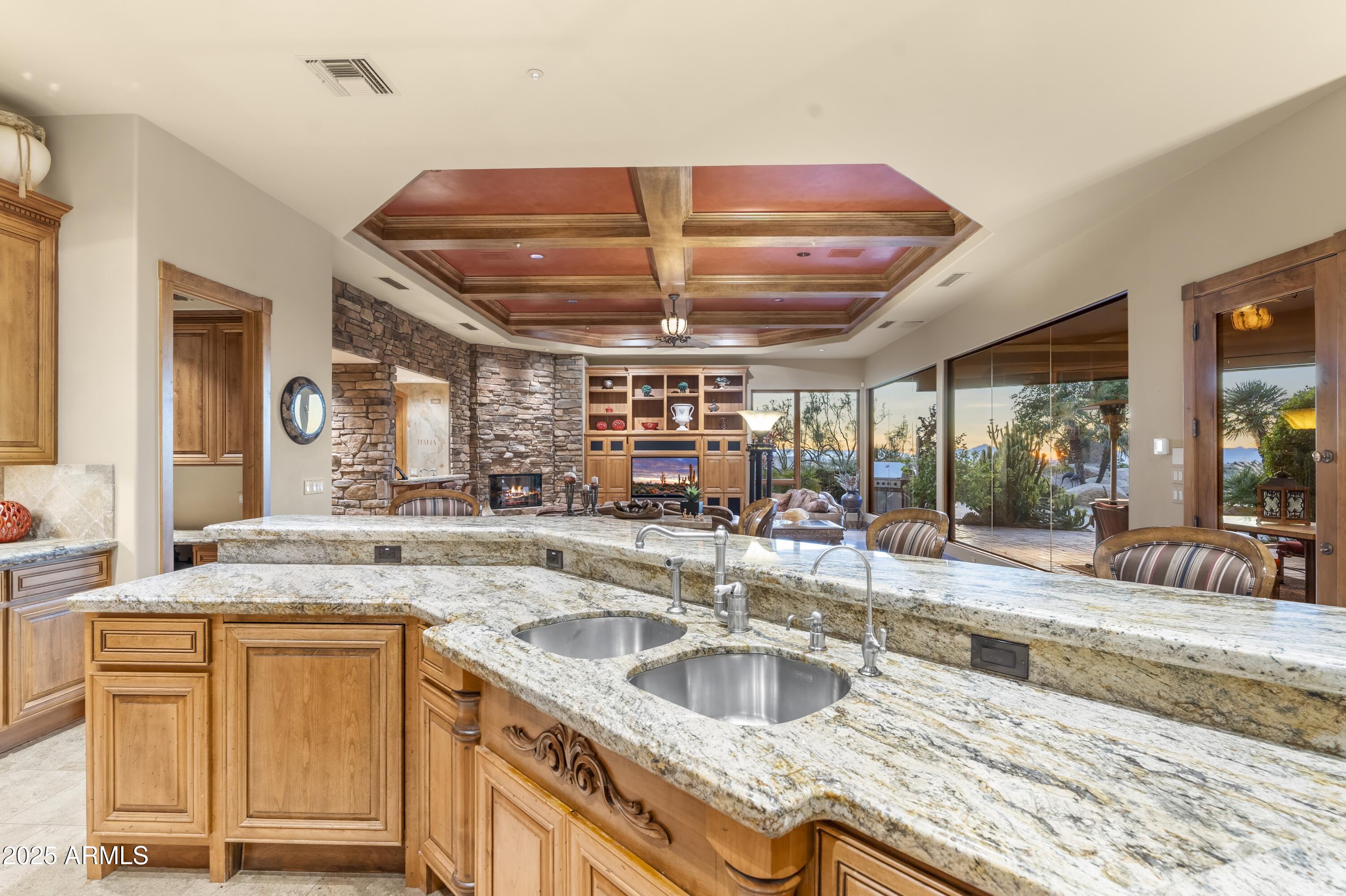 13249 E SUMMIT Drive