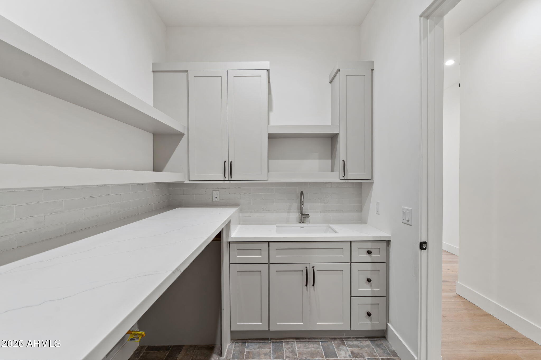 6615 E DOVE VALLEY Road