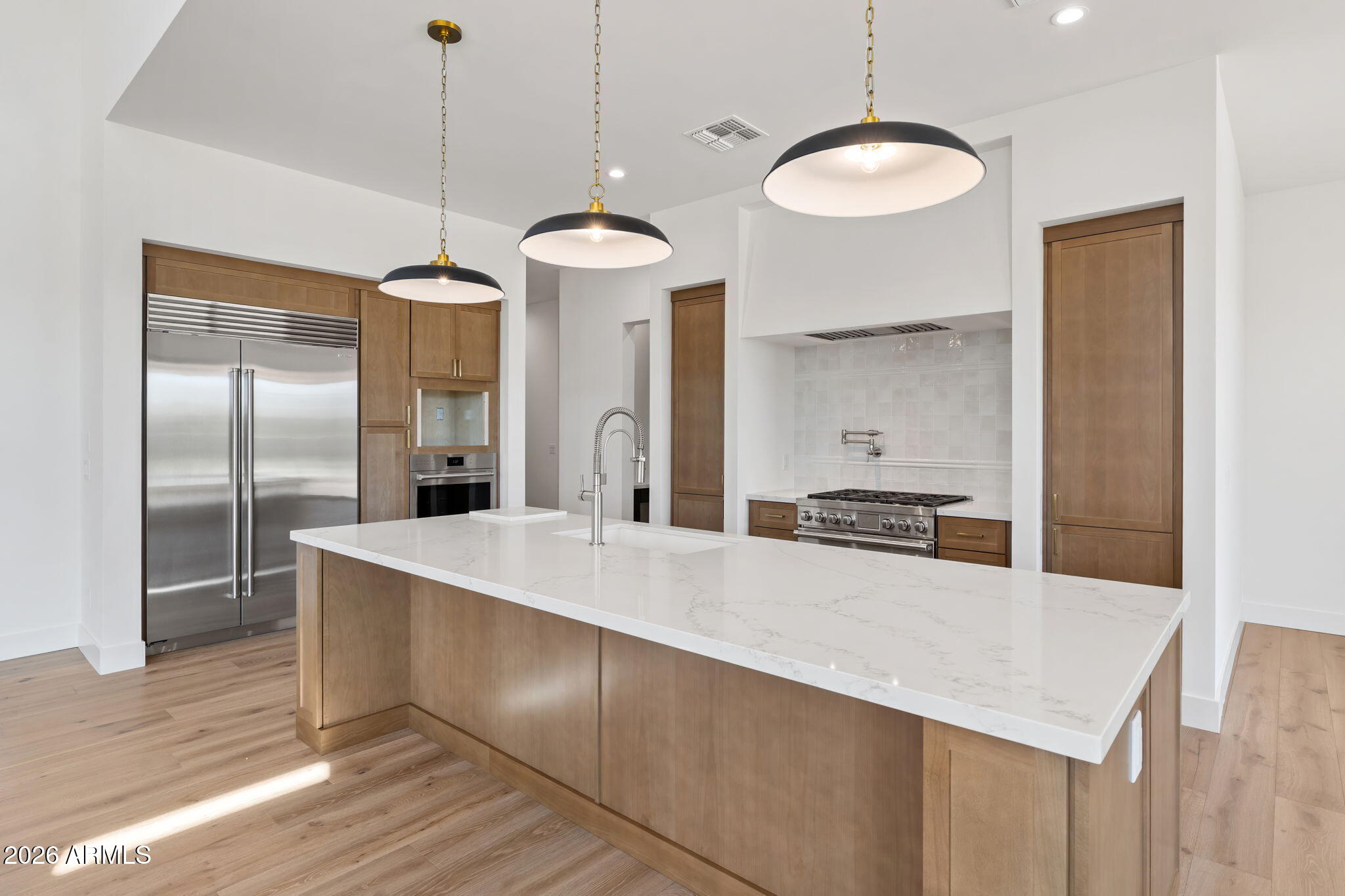 6615 E DOVE VALLEY Road