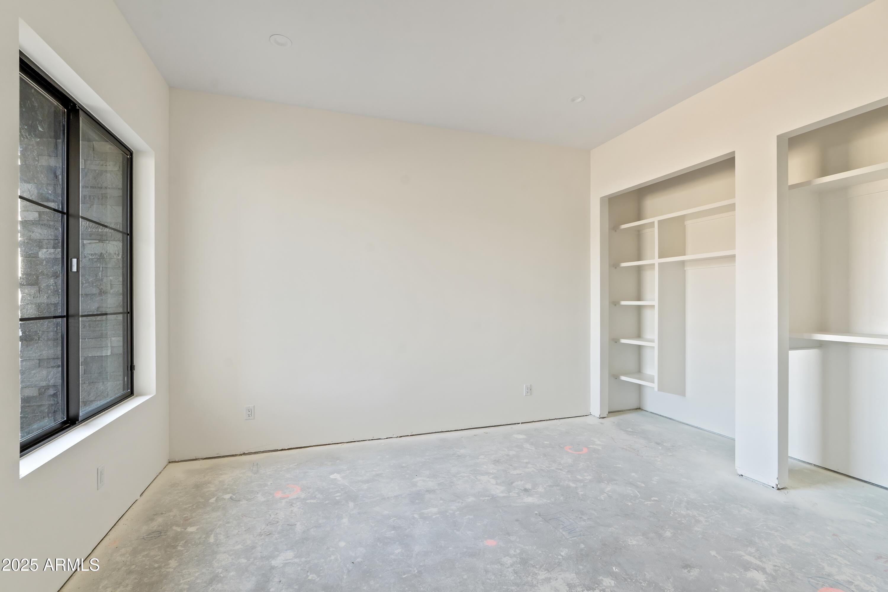 6615 E DOVE VALLEY Road